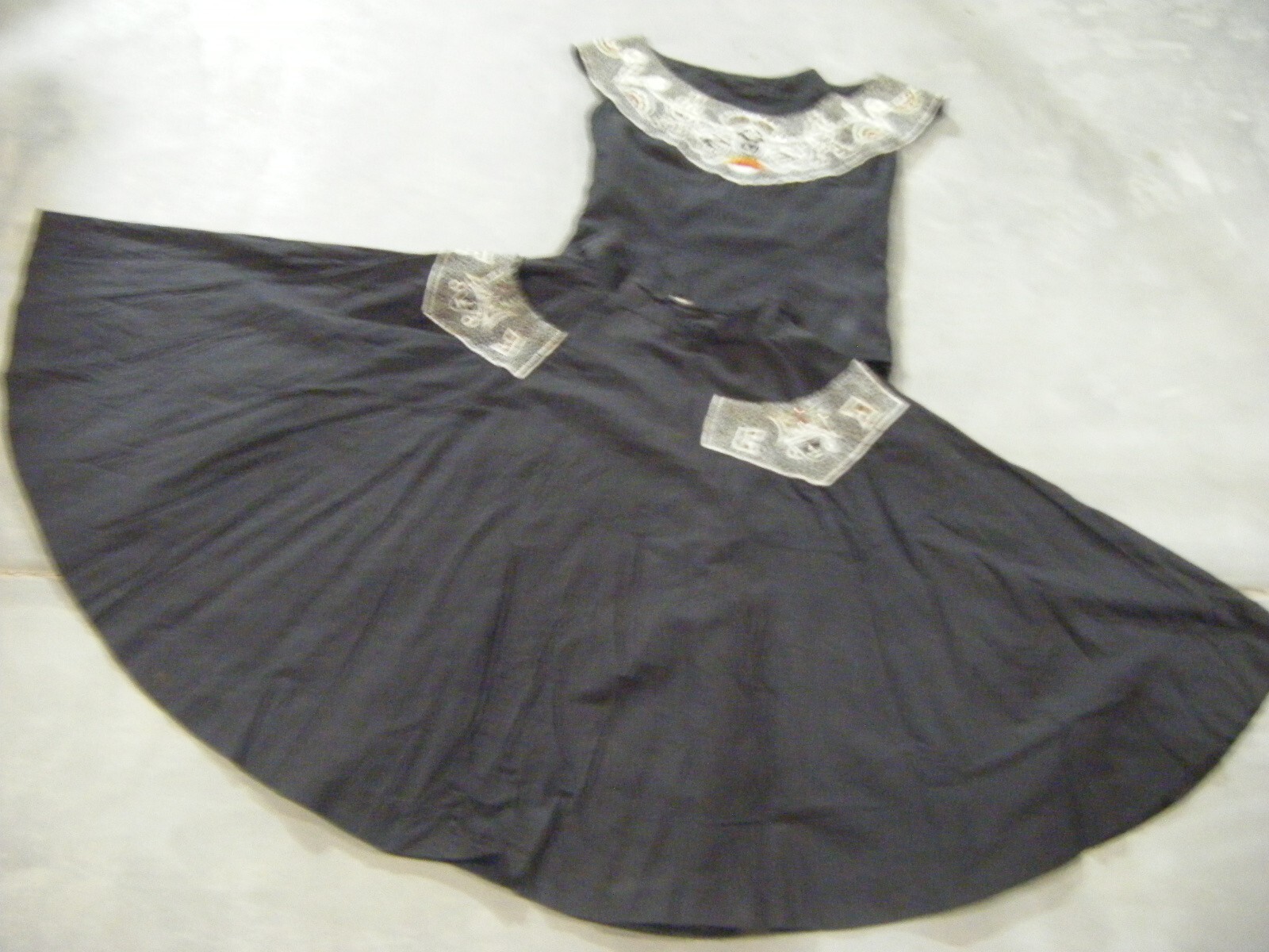 LAB-MEX Vtg 50s Black White Mayan Masks Top & Full Circle Skirt-Bust 39/Waist 28