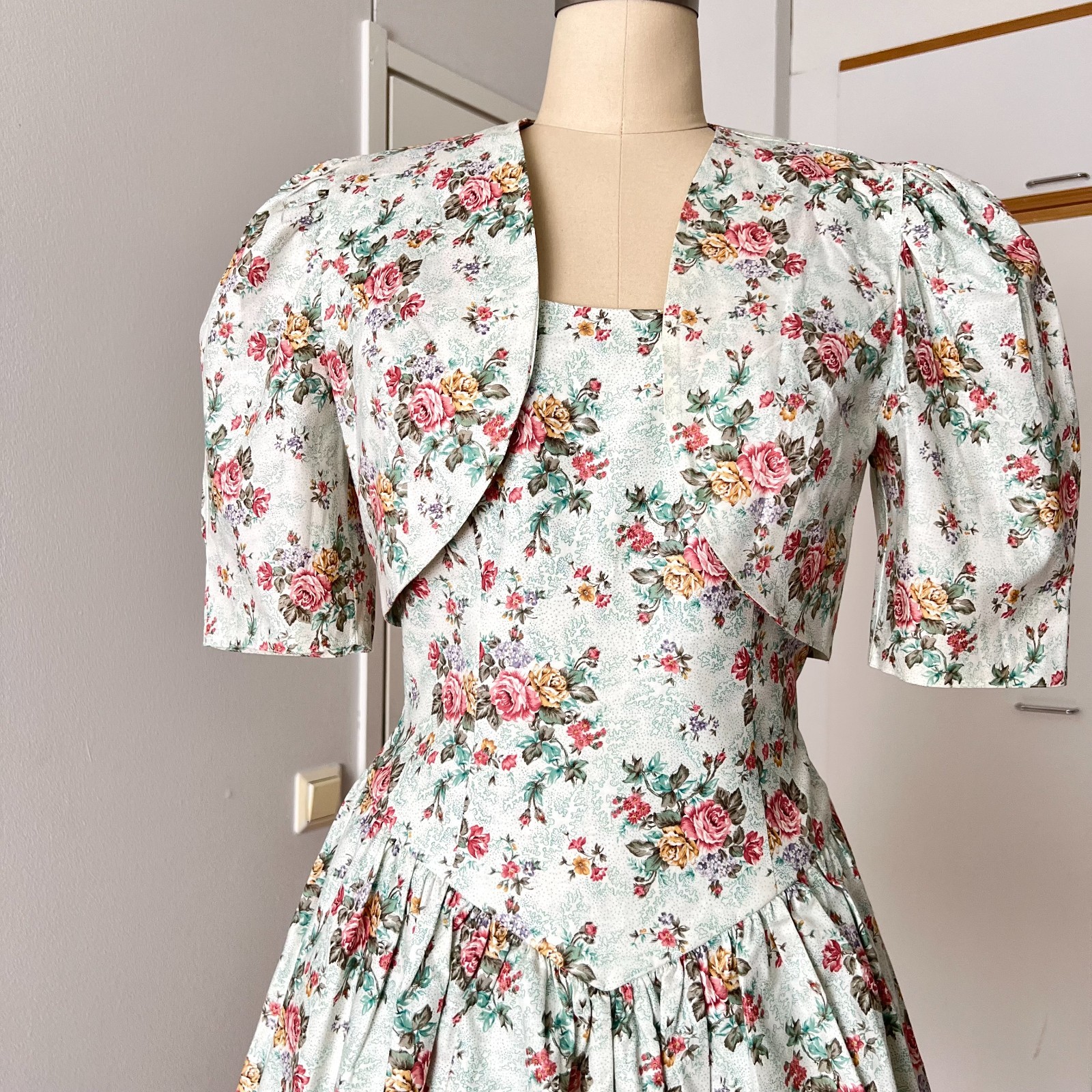 Vintage Floral Two Piece Dress & Bolero Set Puff Sleeves Tea Length Cottagecore