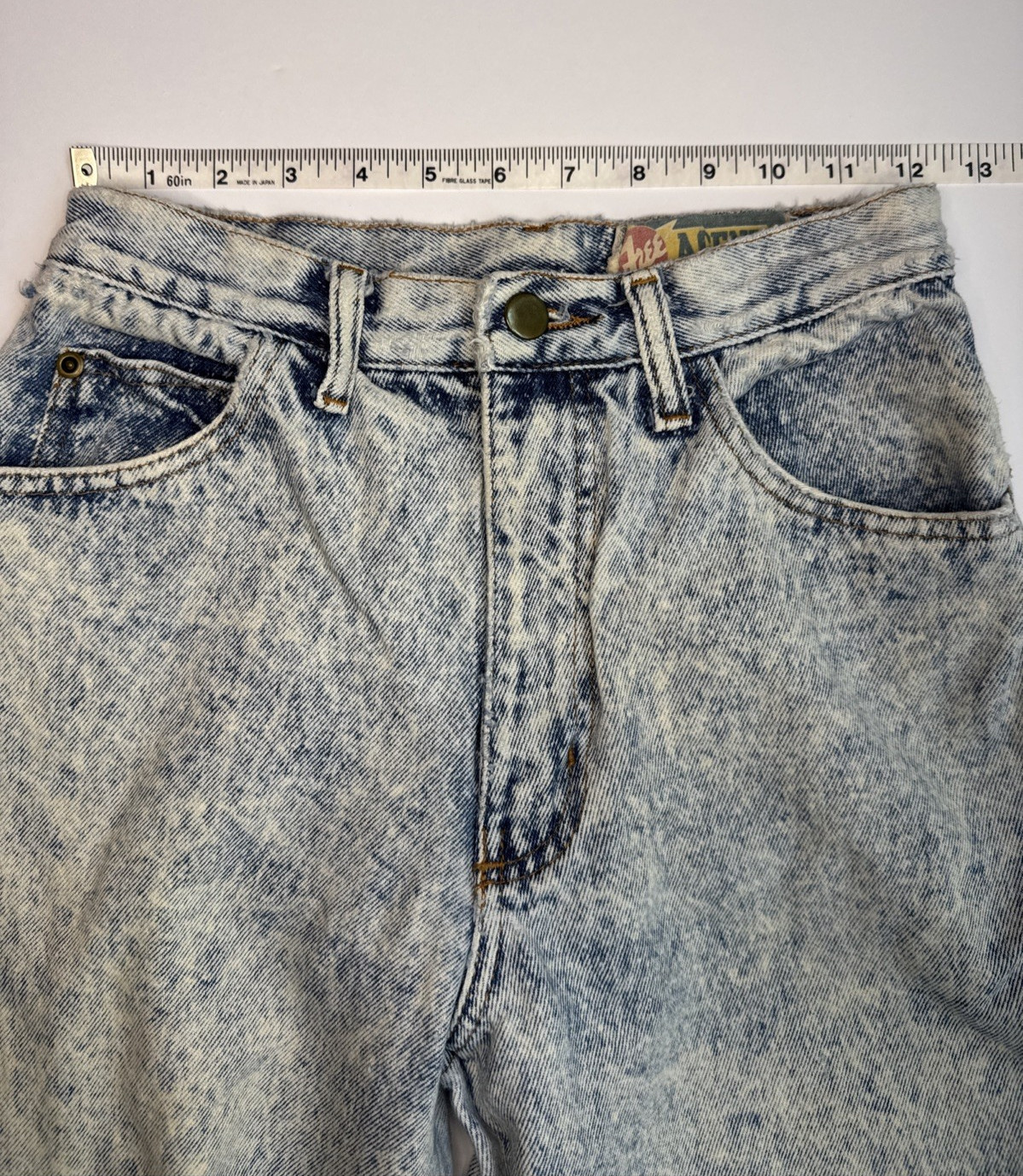 Vintage 80s 90s Free Agent Acid Wash High Waist Denim Mom Jeans w/ bows &zipper