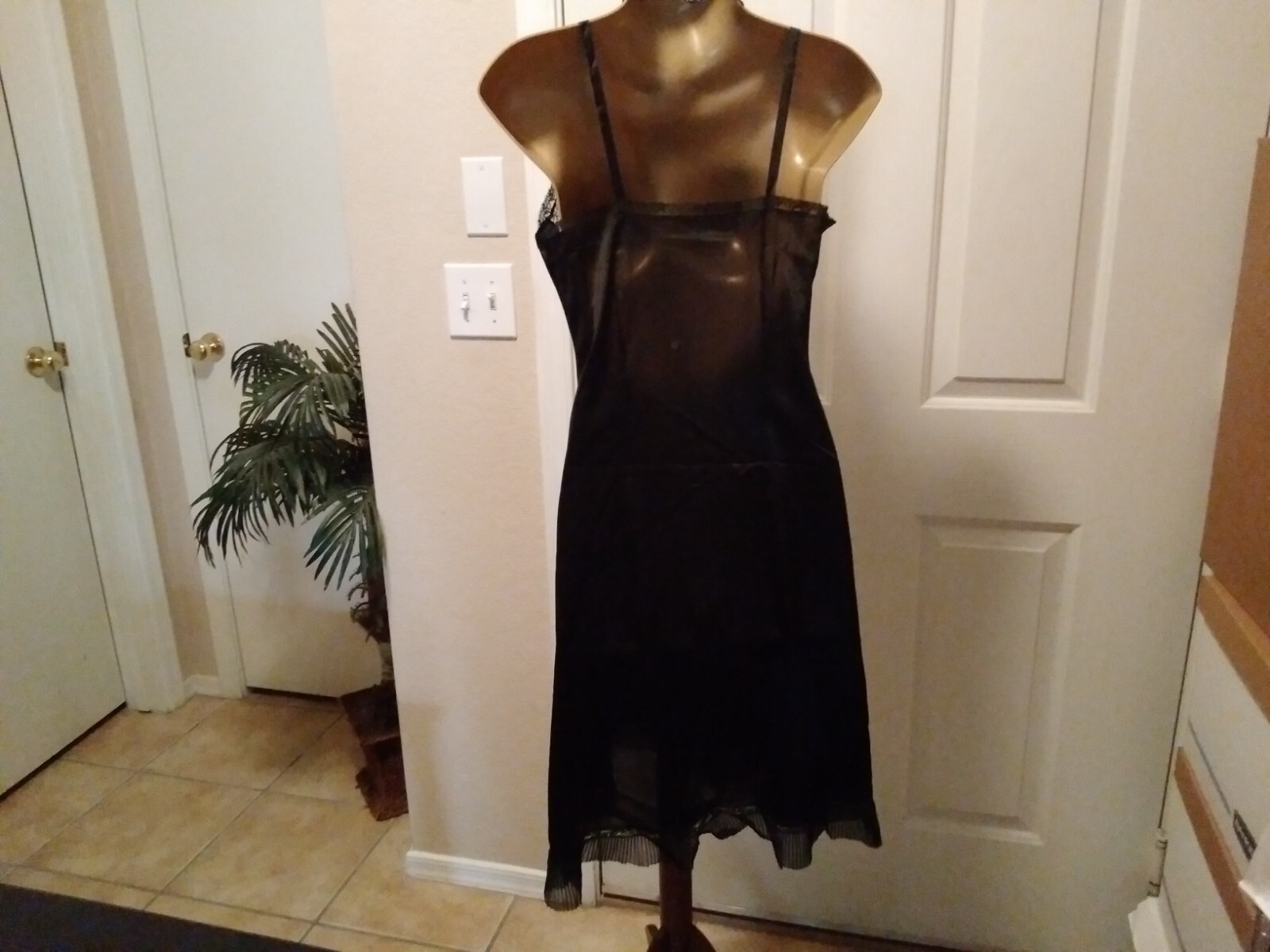 Womans Vintage Full Slip Dress Chemise European SZ Small Black Full Lace Bodice