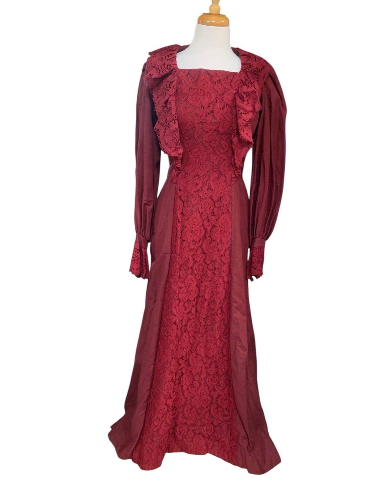 Vintage 70’s Joy Steven’s California Red Lace Front Long Sleeved Maxi Dress Sz 6