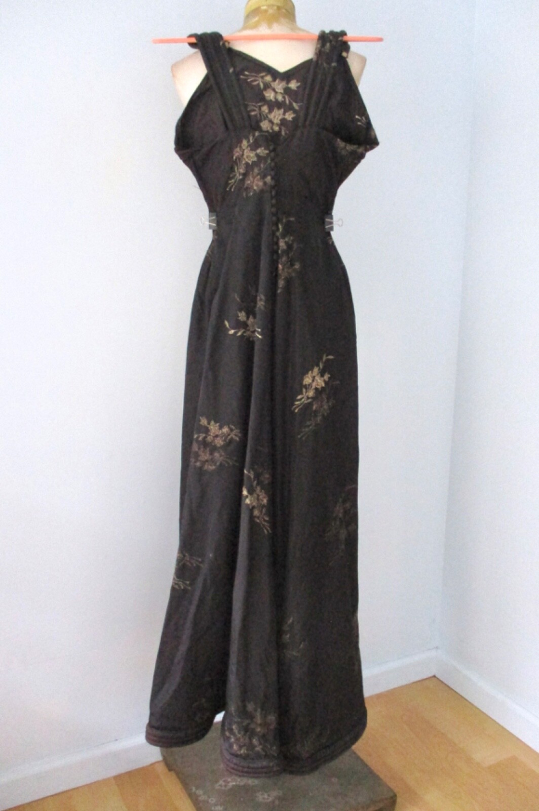 Vtg Edwardian 1910s black evening gown dress embroidered flowers puddle hem XS