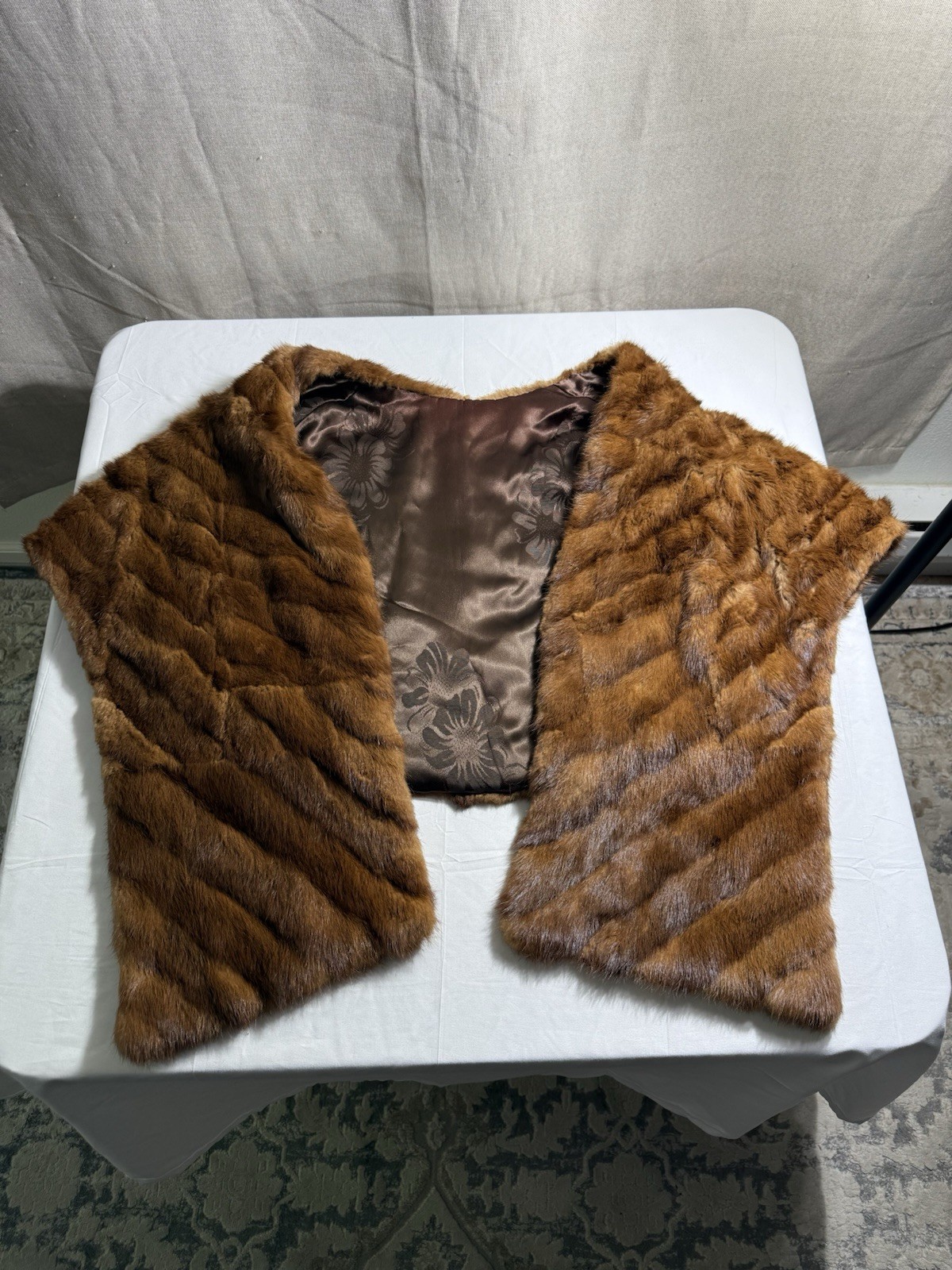 Vintage Real Mink Fur Stole Capelet Brown Shoulder Wrap Glam Classic 70’s