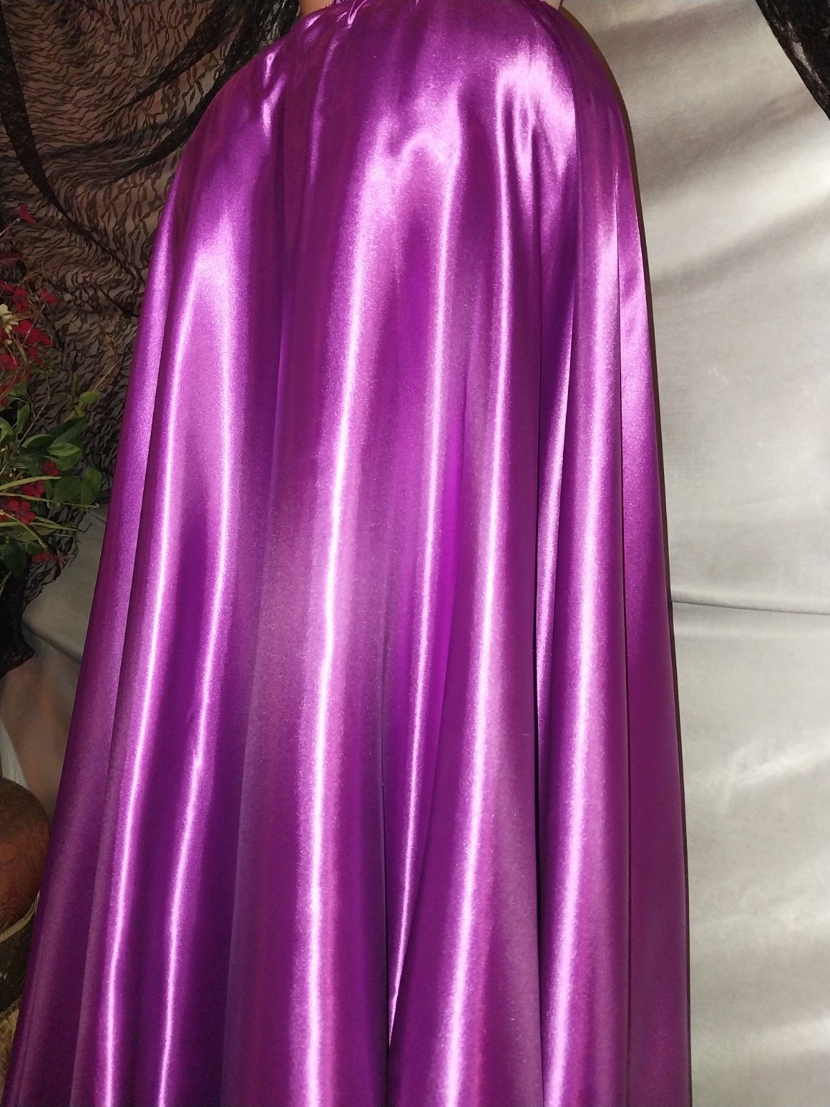 VTG SATIN LIQUID ORCHID GRAND SWEEP TWIRLY FLARE SKIRT SHINY GLOSSY LUXE SML NEW
