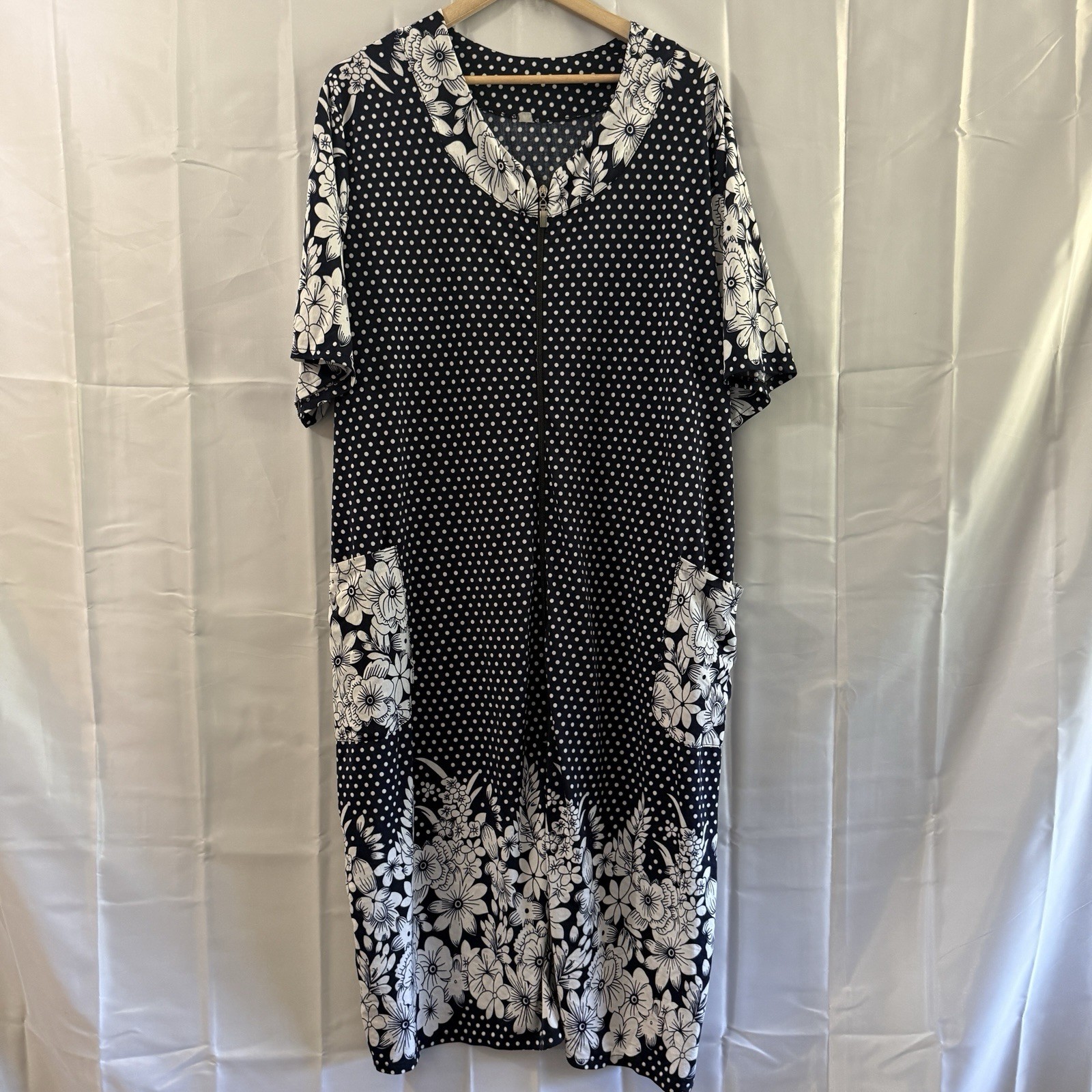Vintage Navy Polka Dot House Coat Dress Full Zip Pockets XXL** Robe Grandmacore