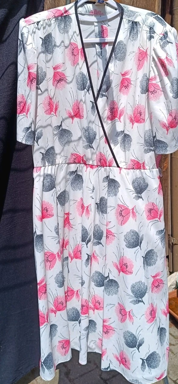 Gorenjska Oblacila Vintage Dress Womens L XL White Pink Floral Disc Skirt Pockets