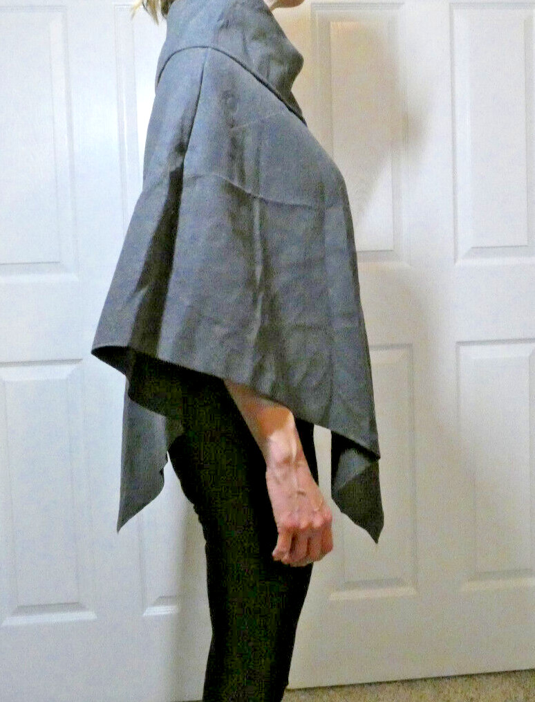 Gray Wool Felt Cape OS Vintage Poncho High Buttoned Collar British Mod GoGo NWT