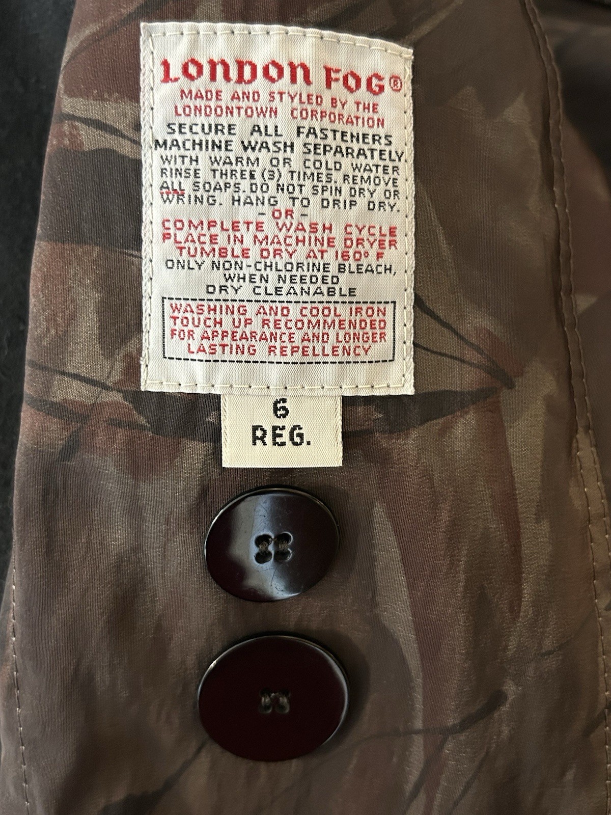Vintage 90s London Fog Women’s 6 Abstract City Camouflage Trench Coat Wool Lined