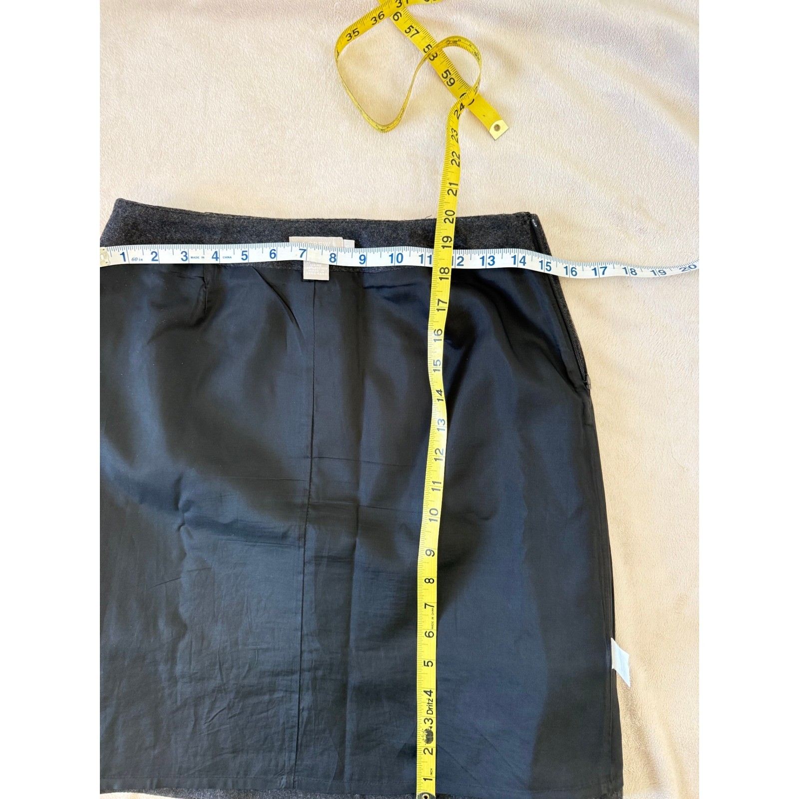 Vintage 90’s J. Crew Charcoal Gray A-Line Wool Pencil Skirt made in Hong Kong 6