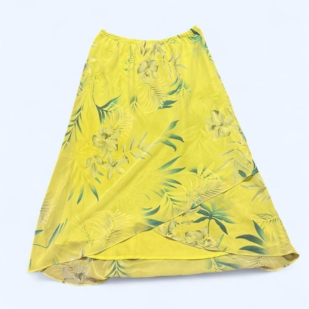 Vintage Studio 1 yellowish greenish 2 piece set