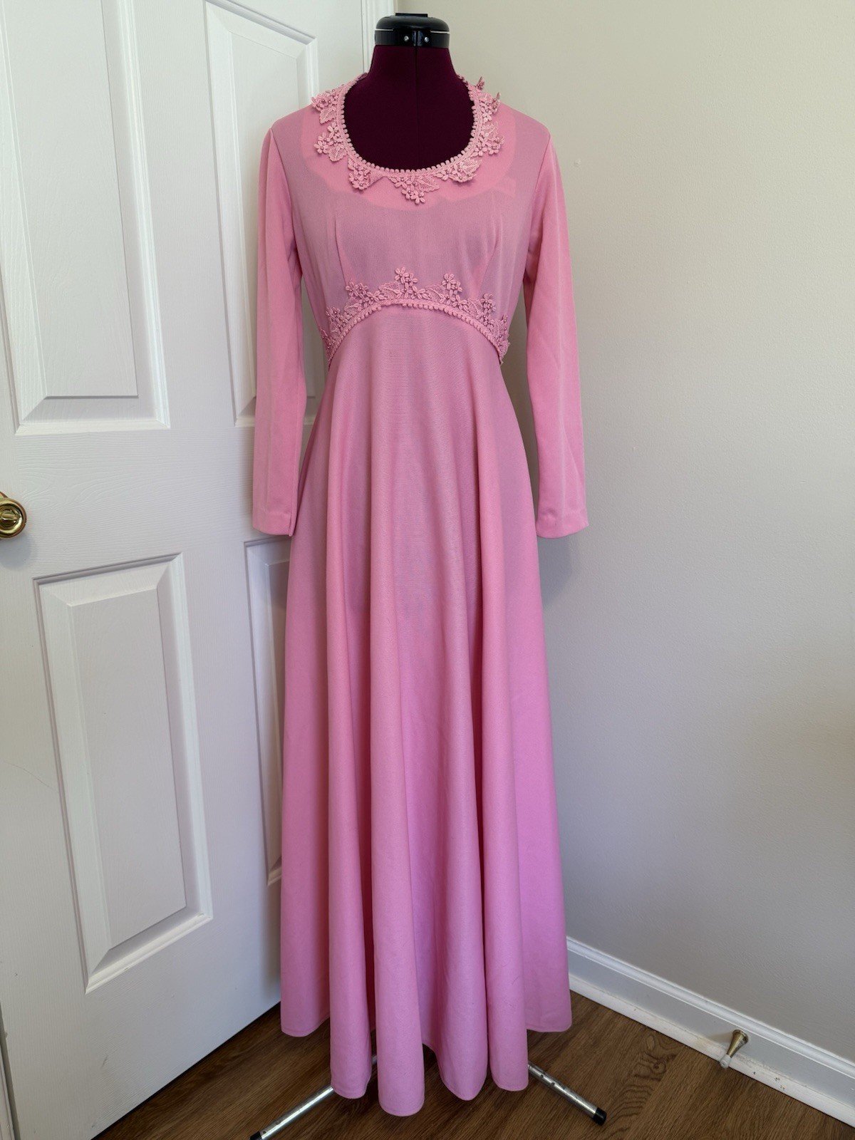 Vtg 1970’s Sylvia Ann Pink Maxi Gown Size 10