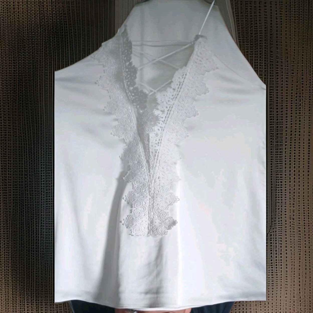 Simplee White Lace Trim Spaghetti Strap Camisole Top, Size S Regular