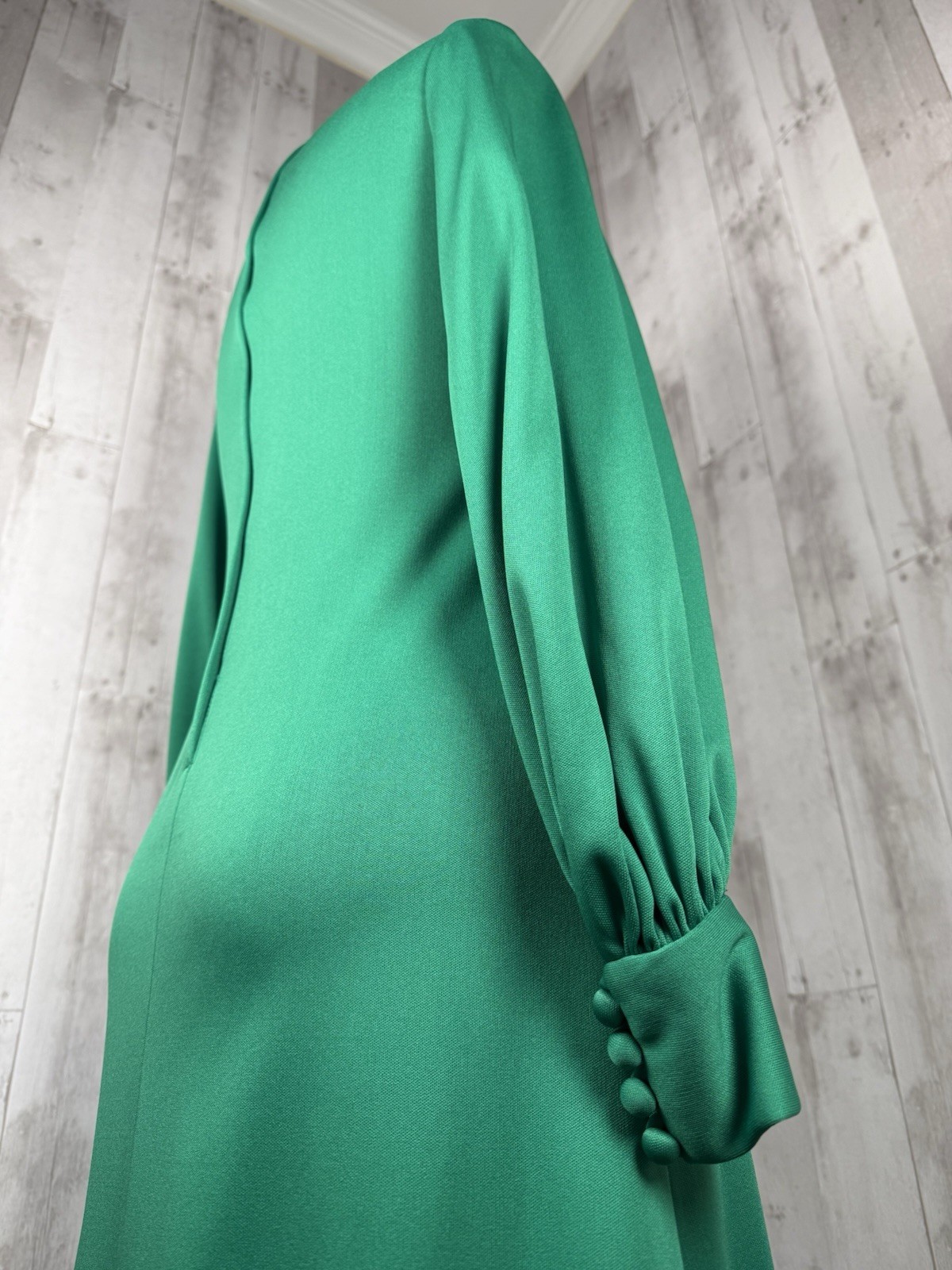 Vintage 1970s MOD Emerald Green Maxi Gown Elegant Poly Retro Size L/12