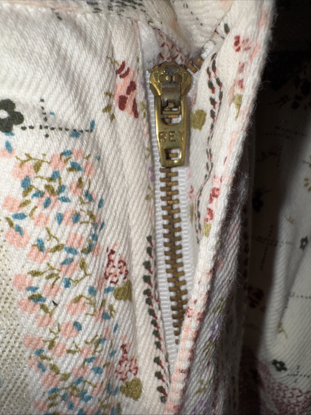 13/14 Denim Short Bibs, Vintage 1970 No Problem White Floral Print Cottage Core