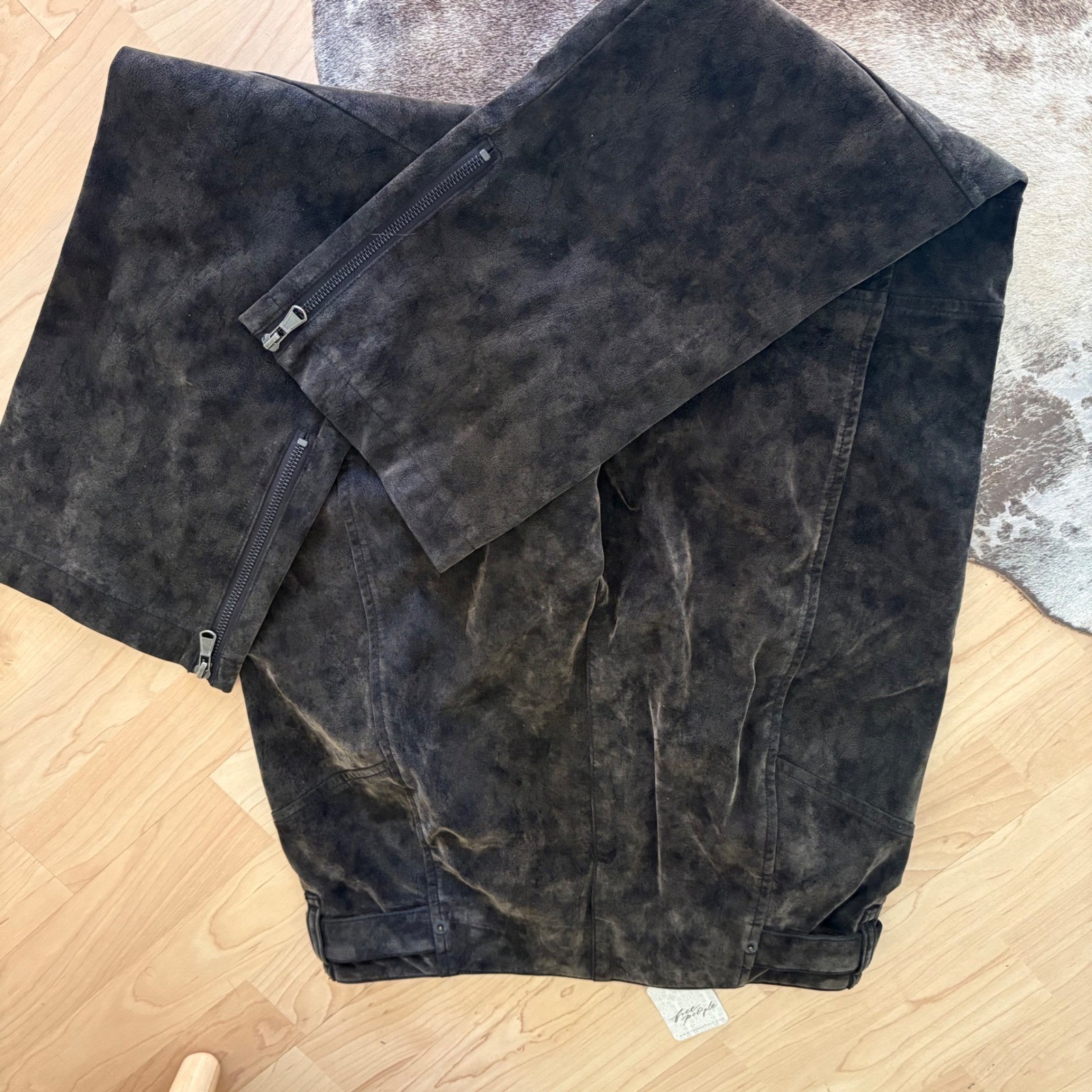 FREE PEOPLE We The Free Titan Vegan Suede Pants Size 28 NWT