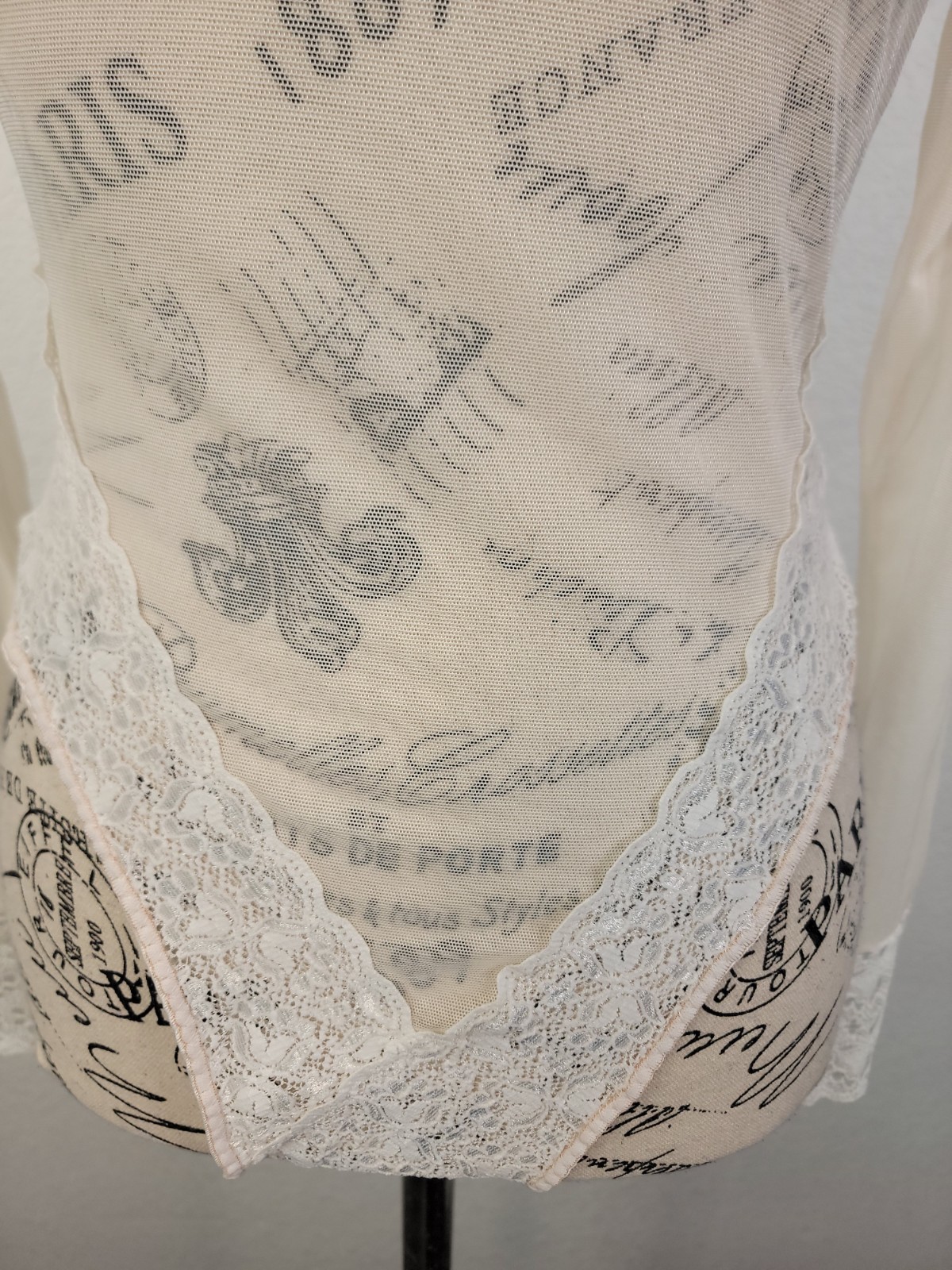 Vintage Shirley of Hollywood sheer Lace trim teddy S M Long Sleeves Bodysuit
