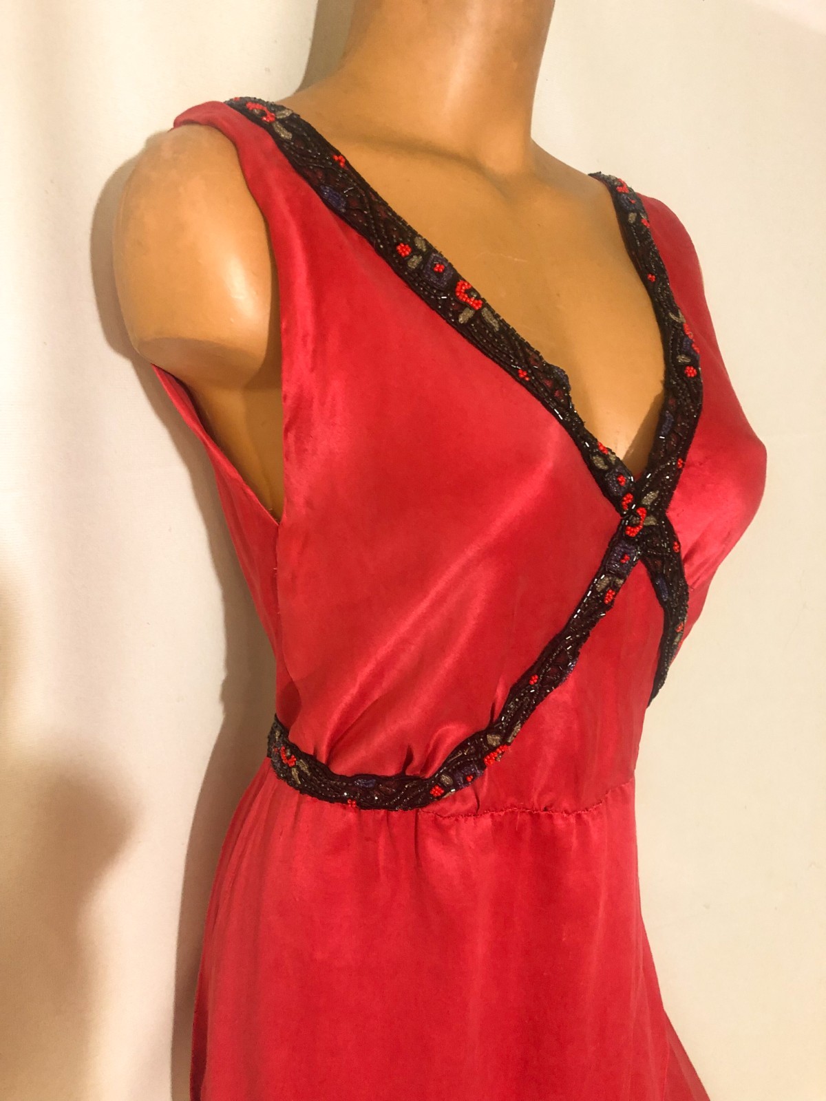 Antique vtg true 1930s red cherry silk beaded trim dress, excellent