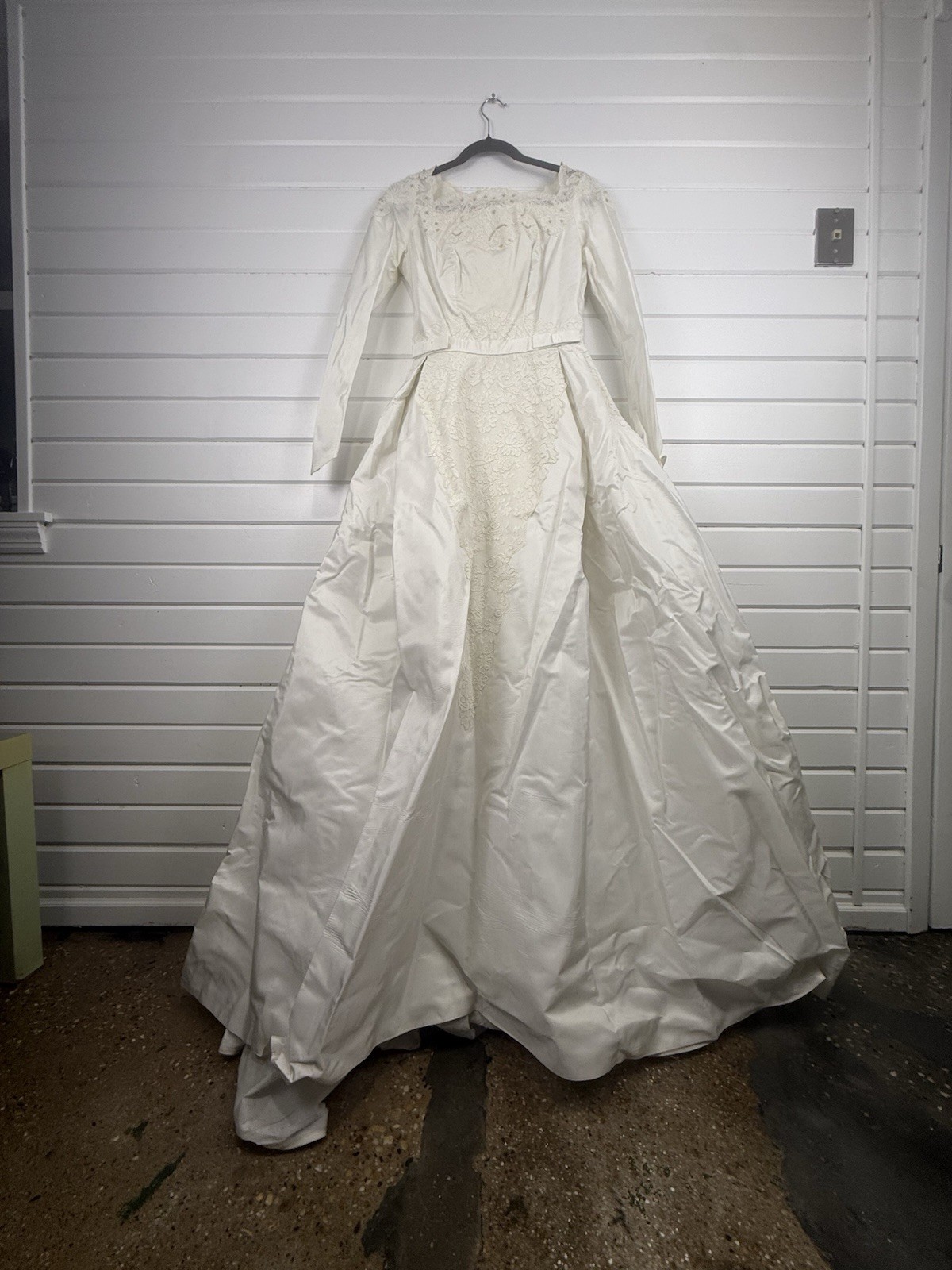 50’s – 60’s ilussion neck long sleeve silk wedding gown