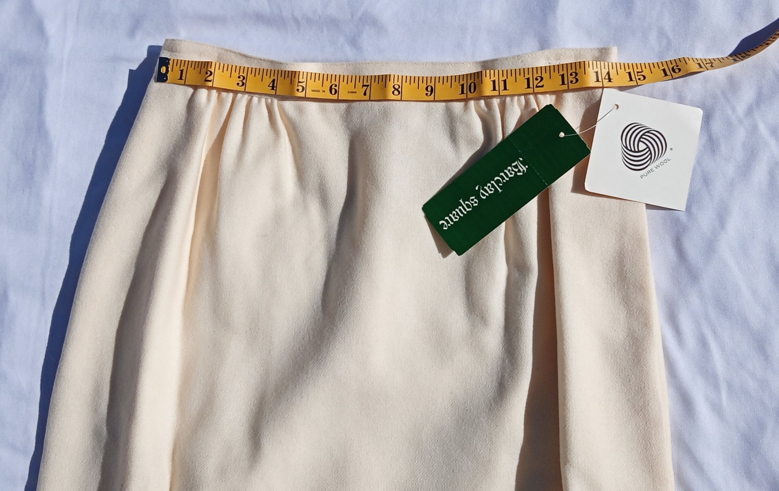 Barclay Square Wool Skirt Women’s Size 12 Ivory Cream Midi USA FLAW