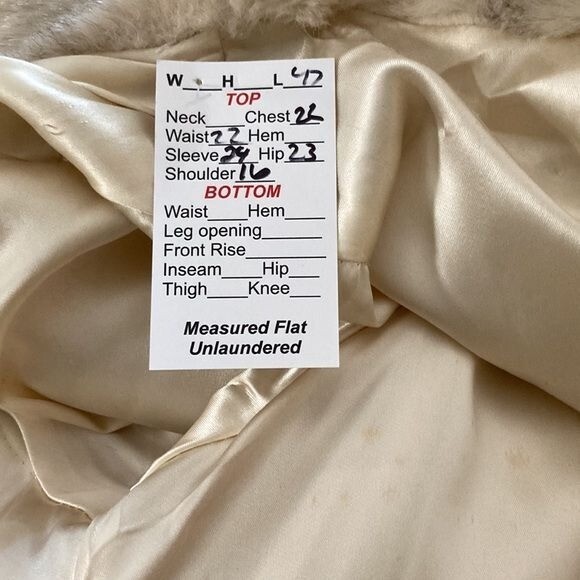 Vintage 1960’s White Gray Faux Fur Coat Satin Lining Size 44” Chest Medium