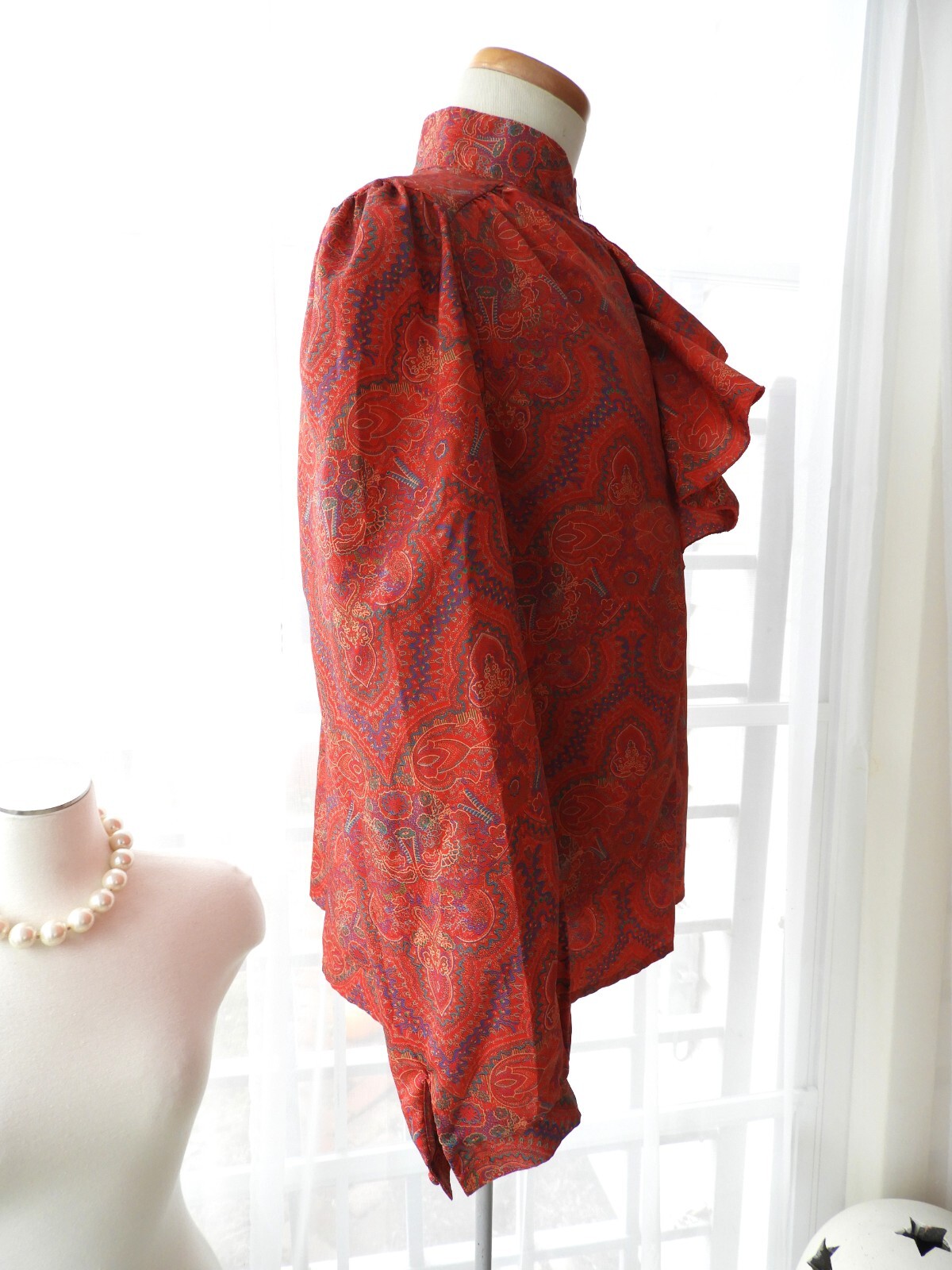Vtg 1980’s Victorian Style Blouse Lady Arrow Red Paisley sz M/L