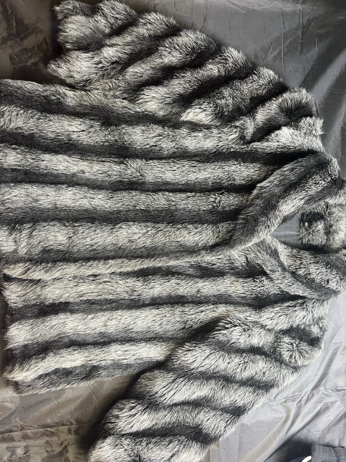 Faux Raccoon Fur Coat Vintage Gray Black Striped Shaggy Winter Jacket – Size?
