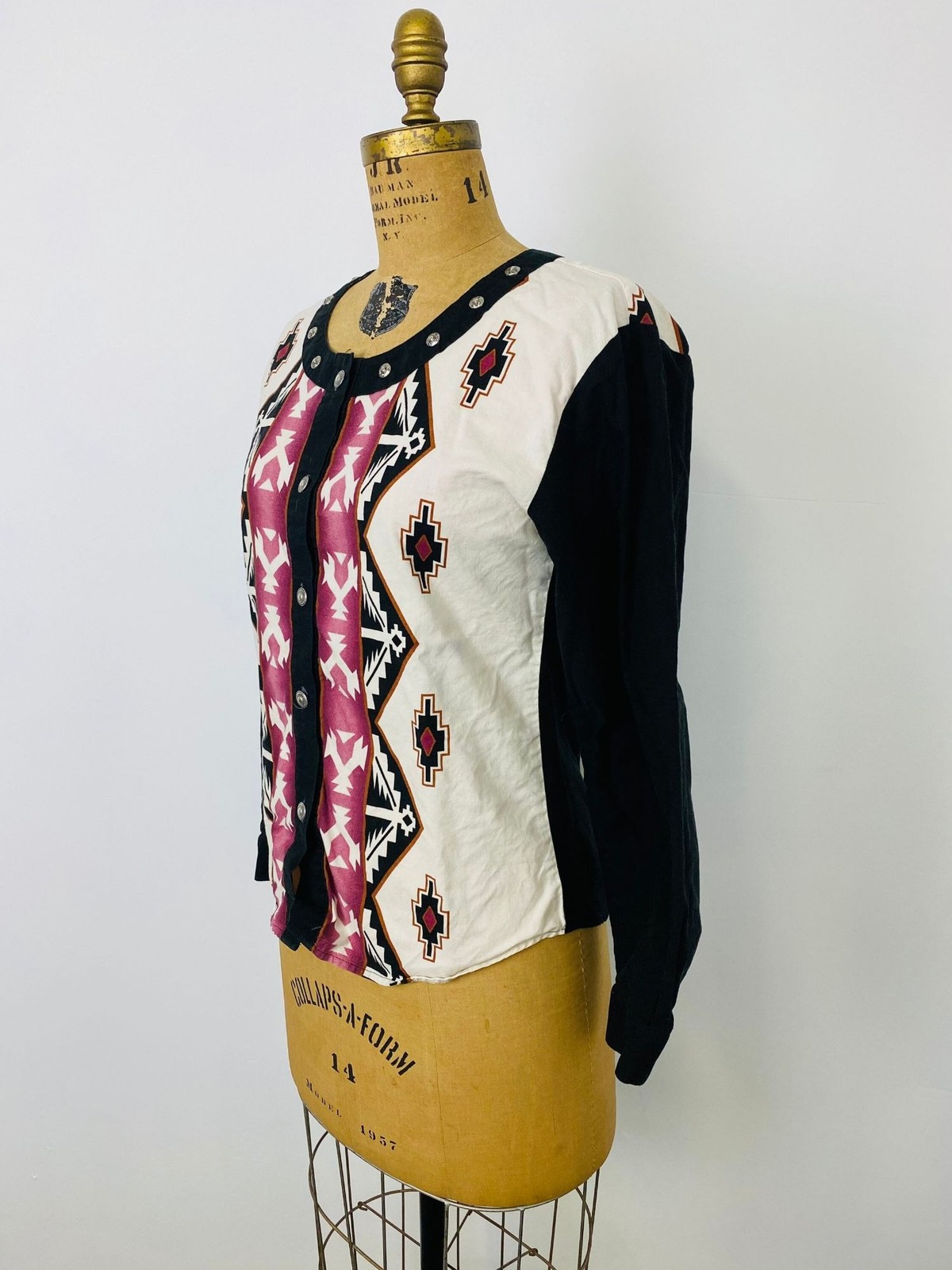 Vintage Roper Western Wear Woman’s M Rodeo Shirt Button Down Shirt Aztec Print