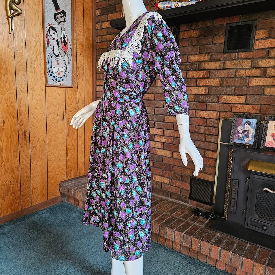 Vtg 80s Trad Wife Moody Floral Princess Waist Tieback Cottagecore Tea Dress M
