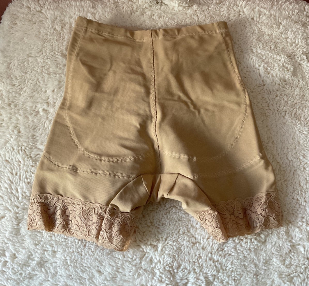 NEW VINTAGE SCULPTRESS EXTRA FIRM CONTROL PANTY 625 SIZE 28 BEIGE FAJA