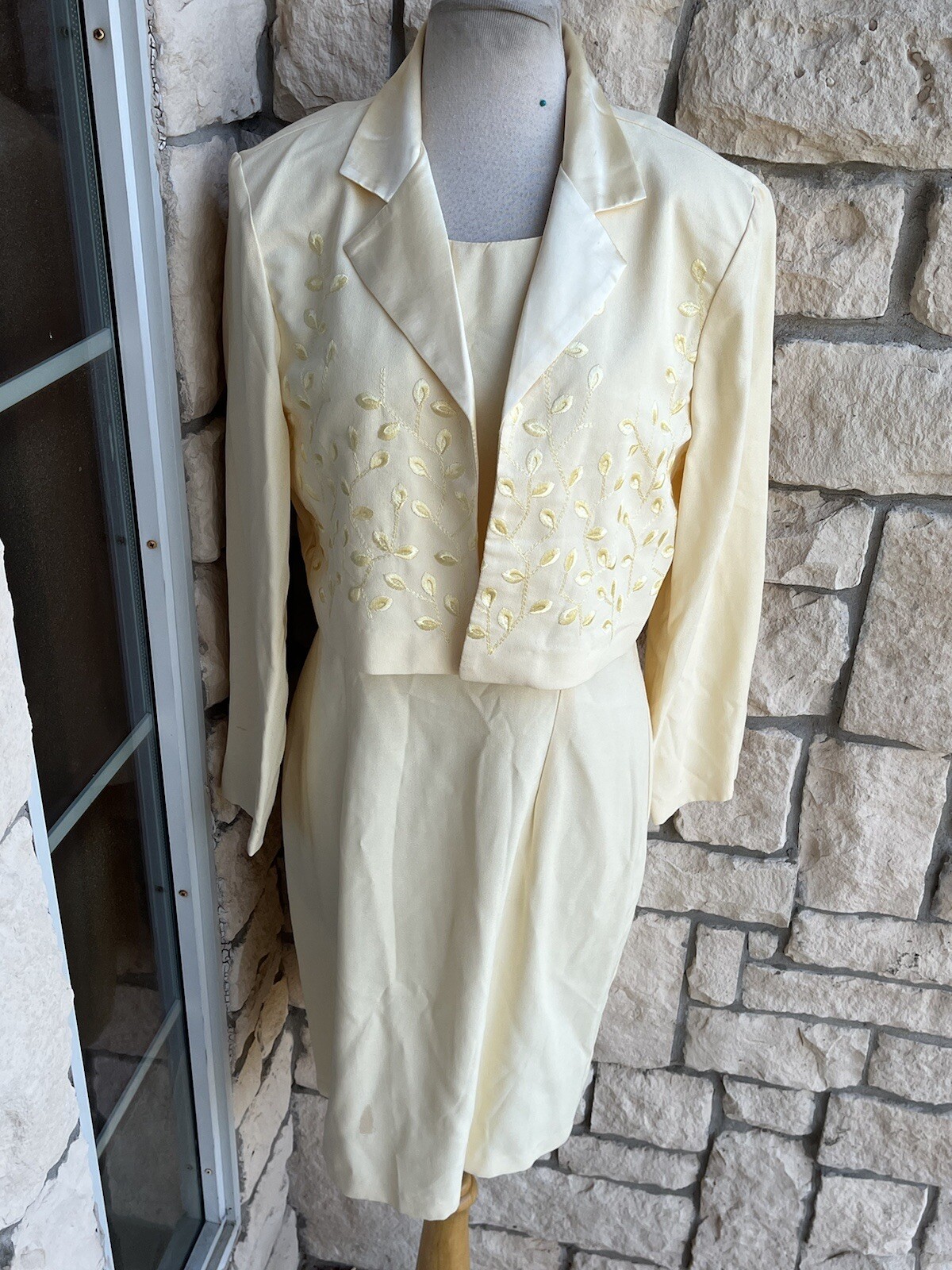 Vtg Allison Che 2 Pc Dress Jacket Suit Sz 8 yellow
