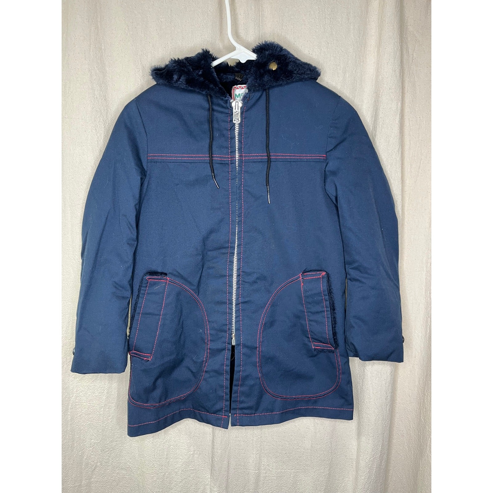 1970s McGregor Navy Ski Lodge Winter Sledding Faux Fur Lined Parka Jacket S