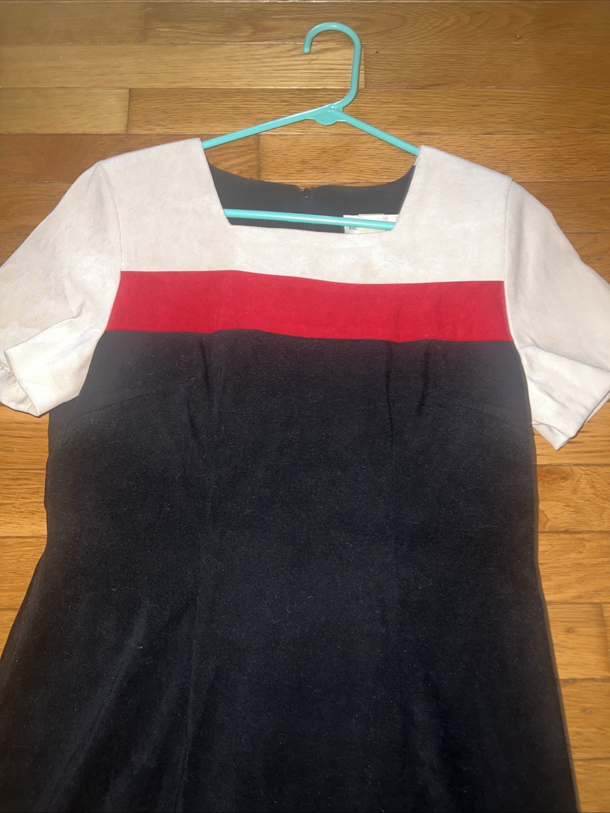 VINTAGE 90’S Betsy’s Things Short Sleeve Black/Tan/Red Dress Sz 10 Petite