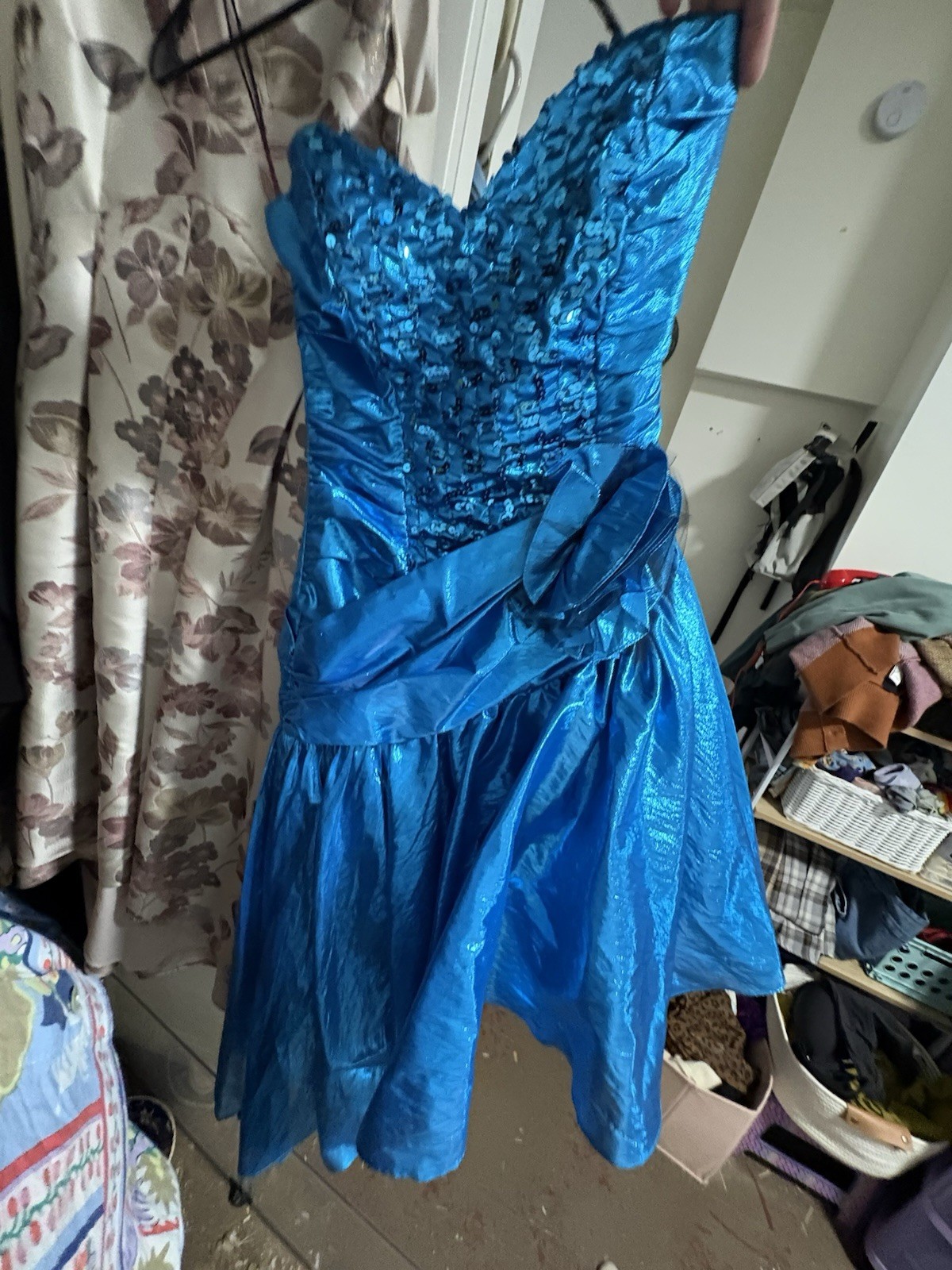 Vintage 80s Turquoise Blue dress Size 7/8 Prom Sequins