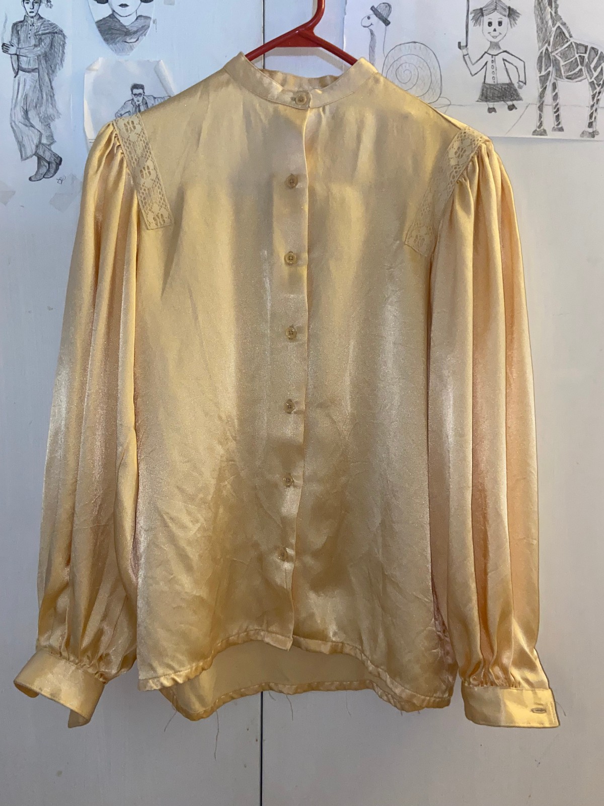 Vintage 1970s h.i.s Women’s Gold Buttercup Satin Blouse Sz MED w/Lace Accents