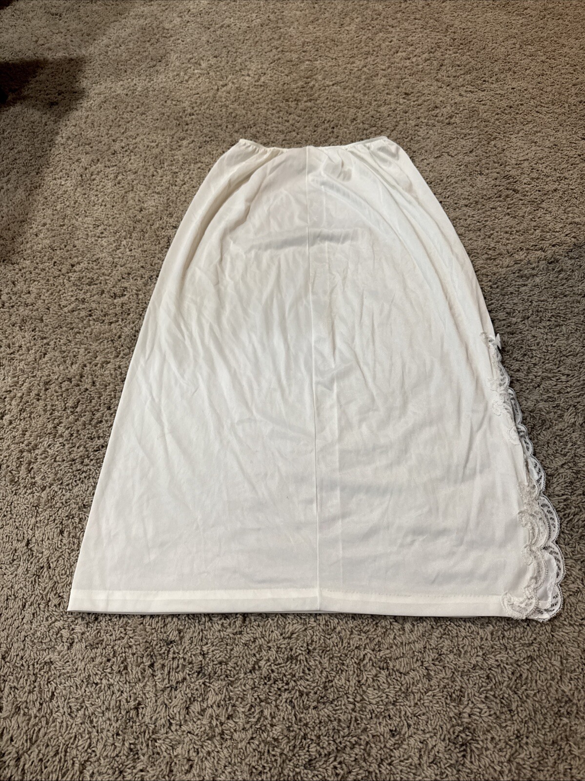 Vintage Sears The Doesn’t Slip Size L 30-32 Inch Waist Off-White Lace Side Slits