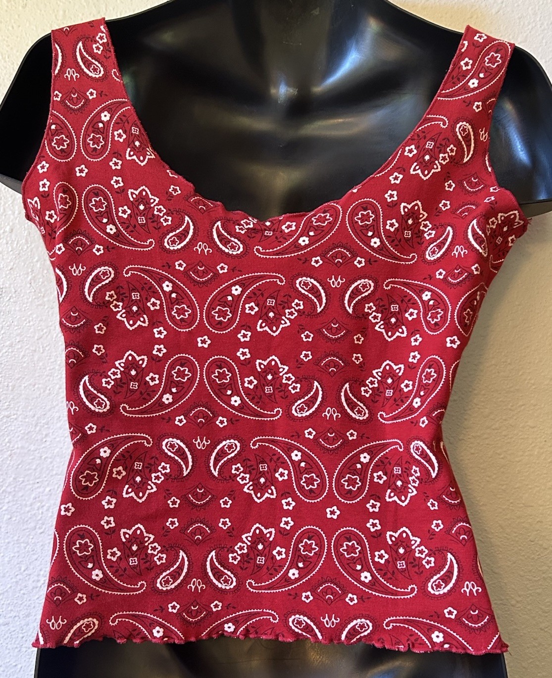 VTG Y2K Finesse Cropped Bandanna Print Tank M Lettuce Edge Hem Grunge Western