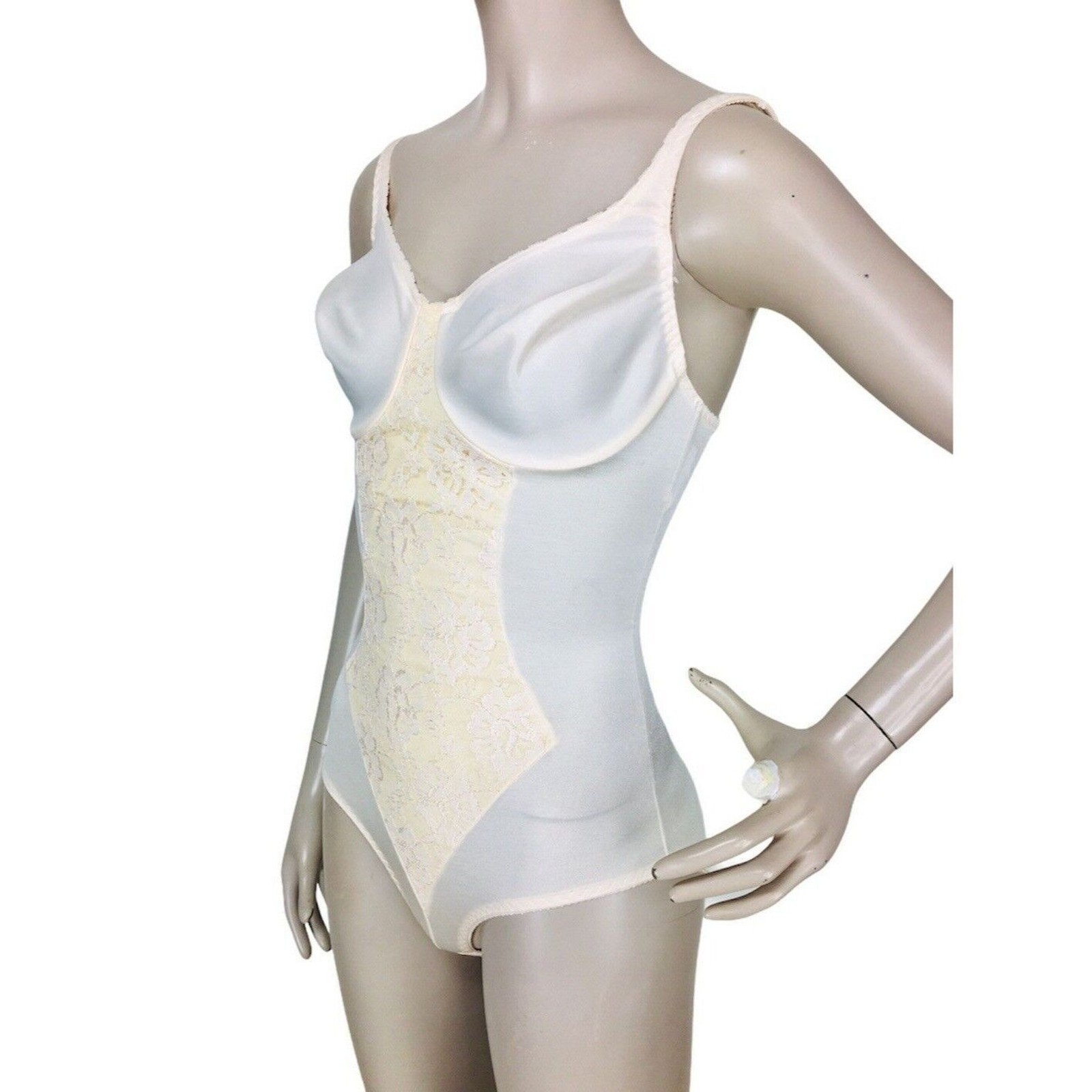 Vintage 70s OLGA Boudoir Peignoir Underwire Bodysuit Shapewear Lace Girdle 34C