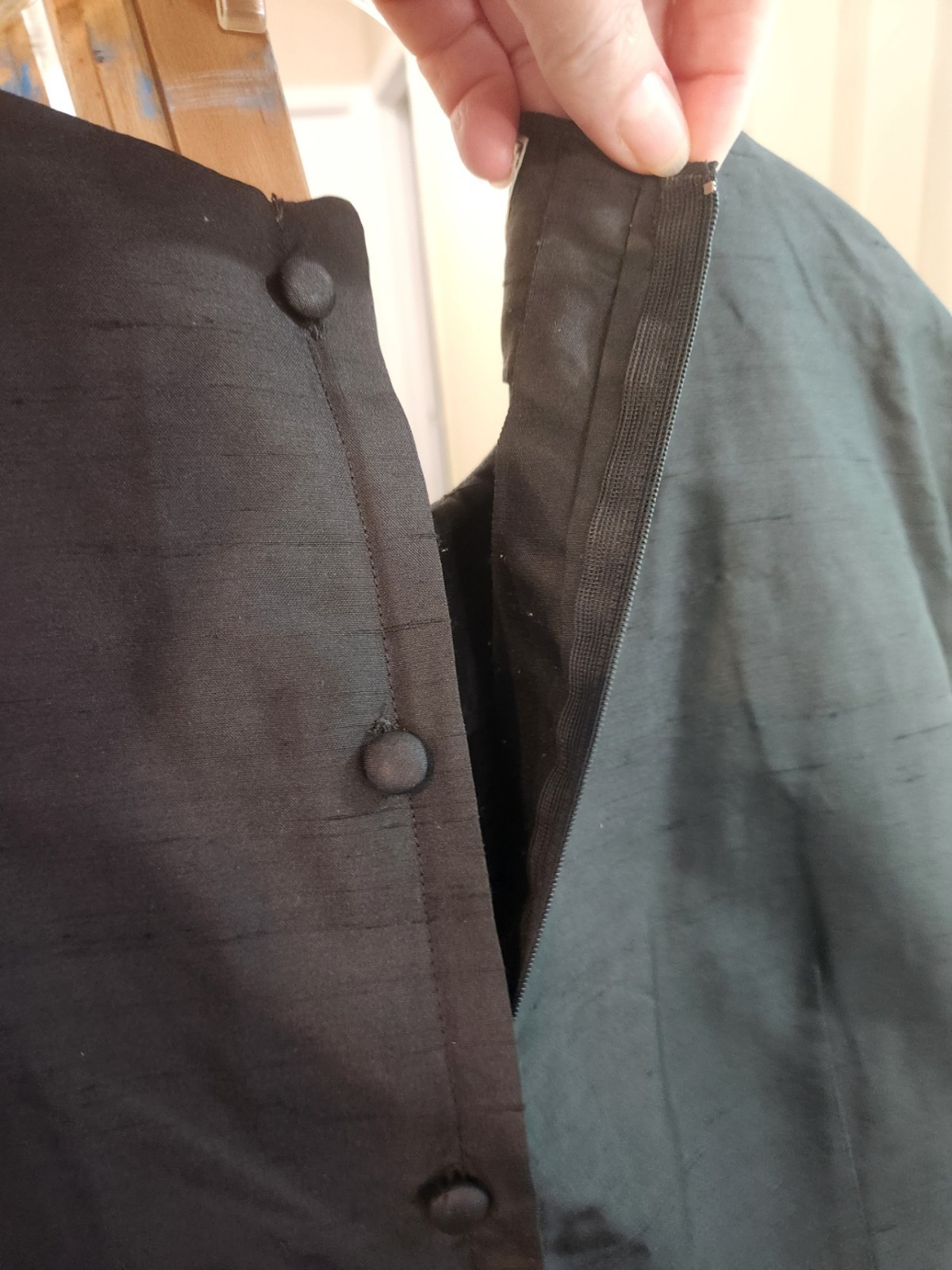 VINTAGE MISS MING SINGAPORE SILK OUTFIT (2 blouses & 2 slacks)