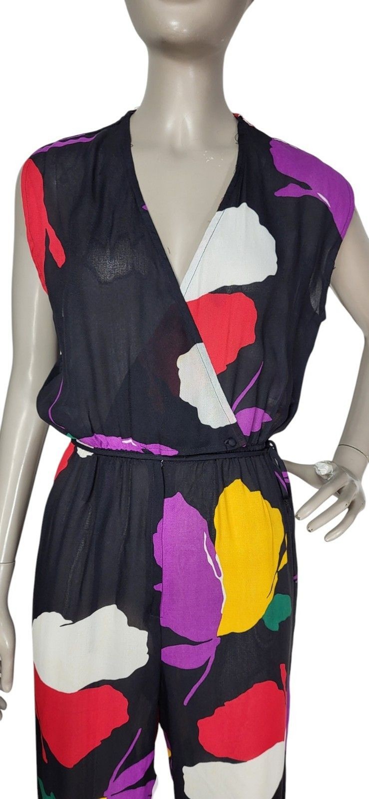 Vintage 70s/80s Ann Marie Black Abstract Floral Sleeveless Surplice Jumpsuit