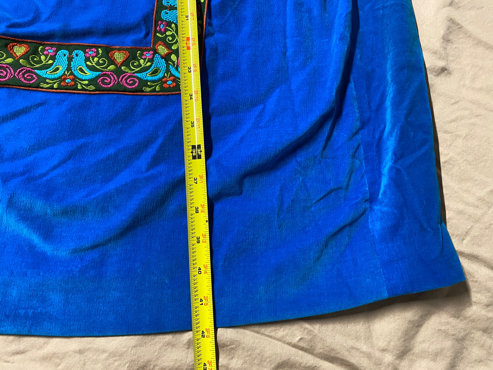Vg 70s Velour BRIGHT Blue Plate SKIRT Boho FESTIVAL Ethnic Love Birds 26” Waist