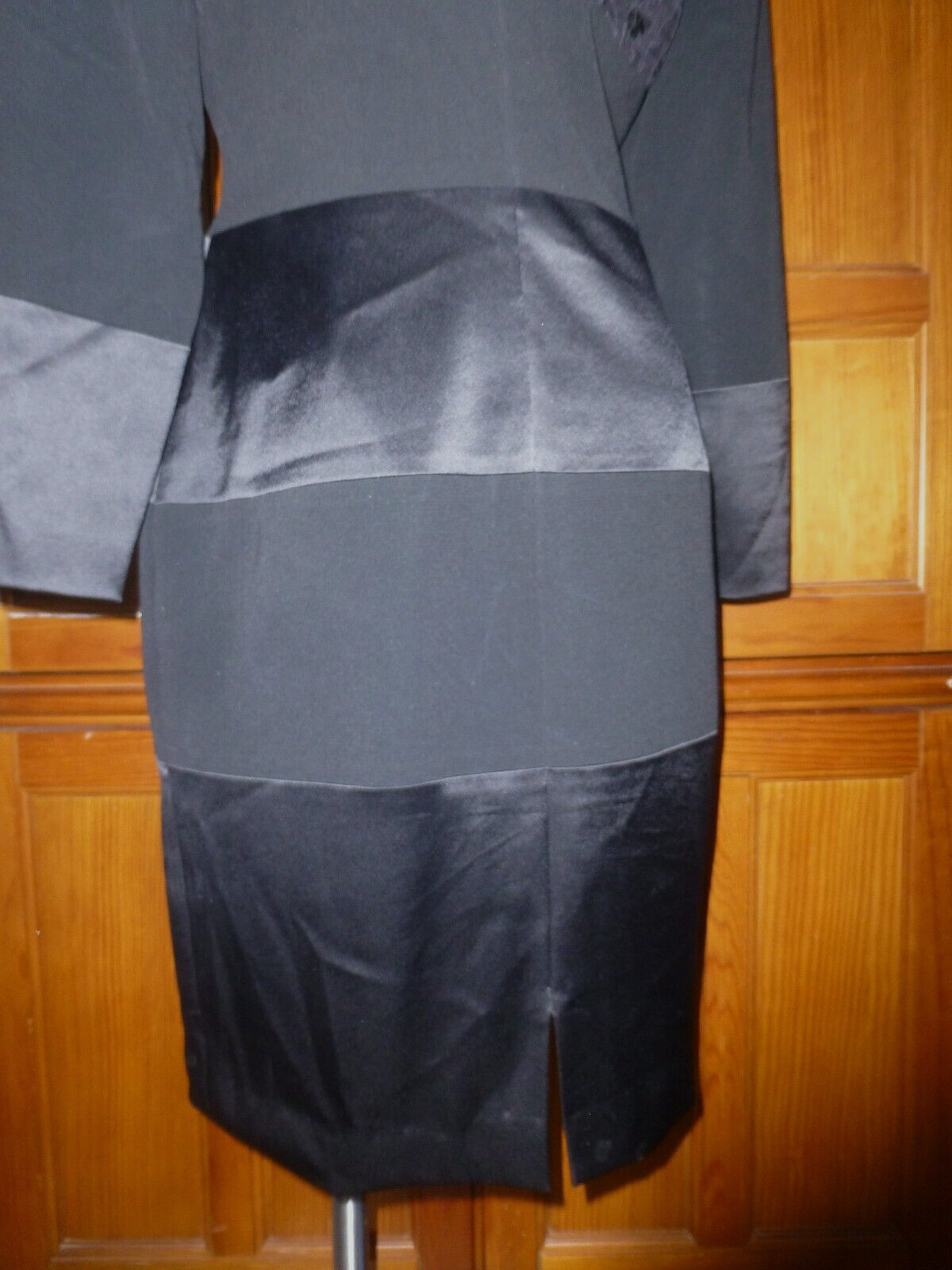 VTG BILL BLASS Black Sequin Lace Crepe Satin Evening Party Sheath DRESS sz 8 M