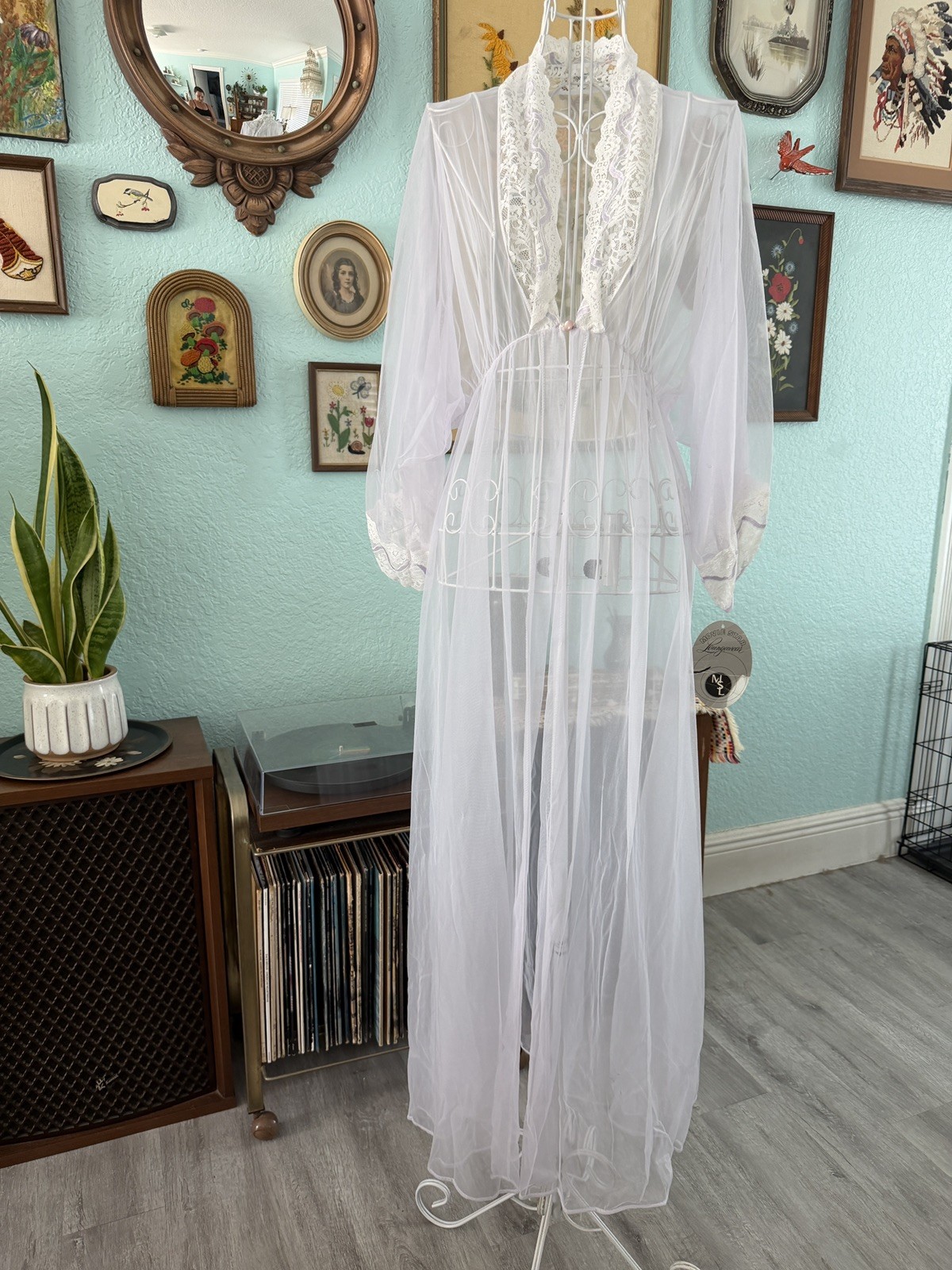 NWT Vintage Movie Star Sheer Lace Purple Robe Peignoir Lingerie Small Nylon
