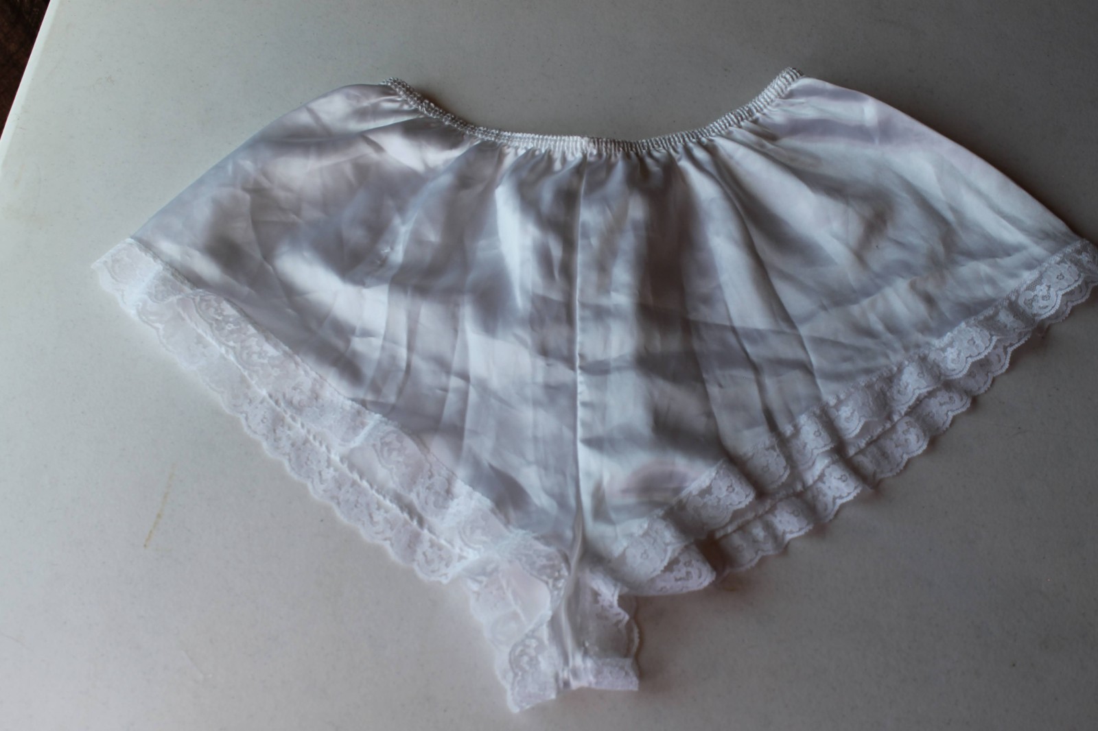 Vintage Body Chic Lingerie Set White Satin Lace Camisole Tap Shorts Bridal Med