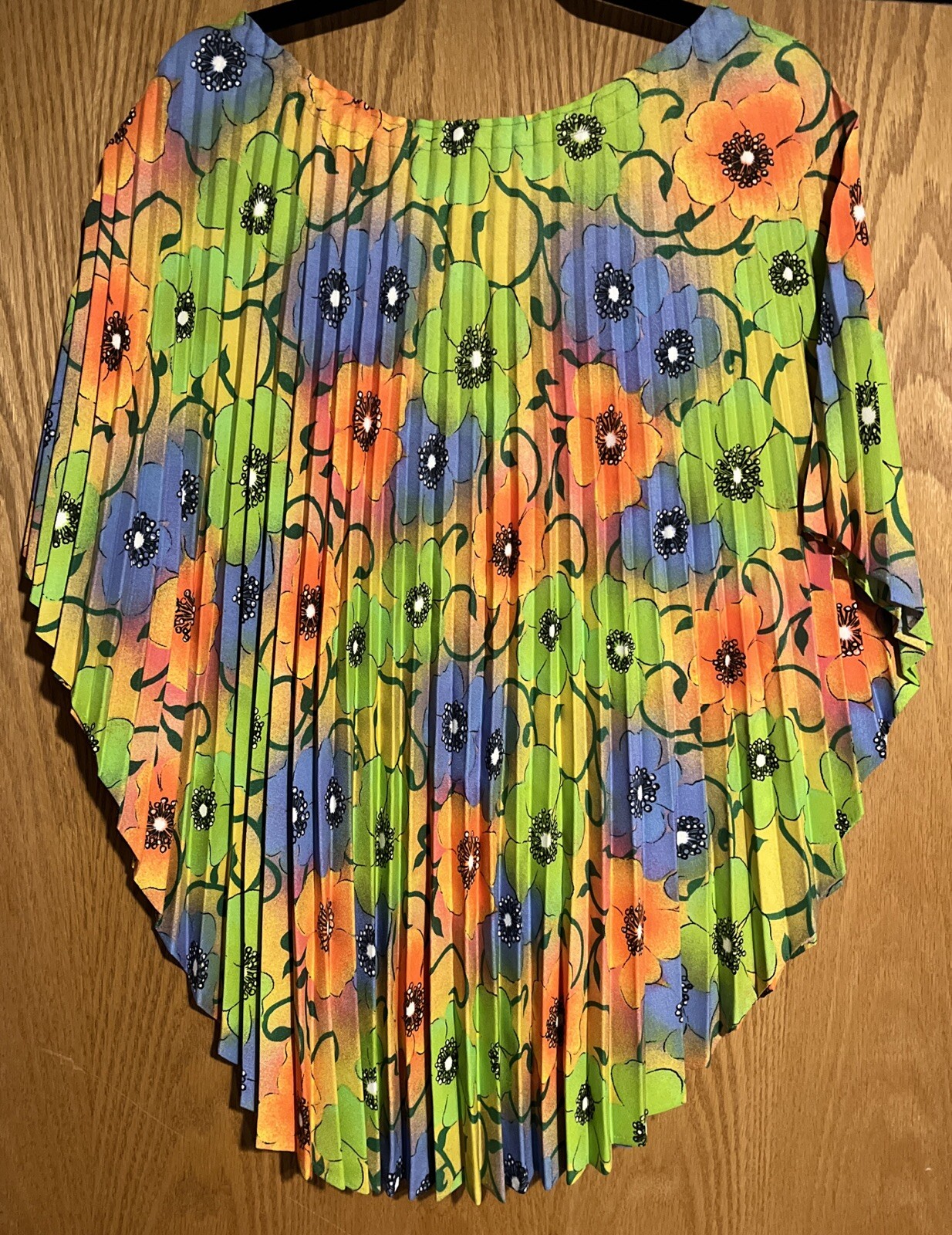 Vintage 70’s Greencastle Accordion Pleated Green Orange Floral Blouse Tropical