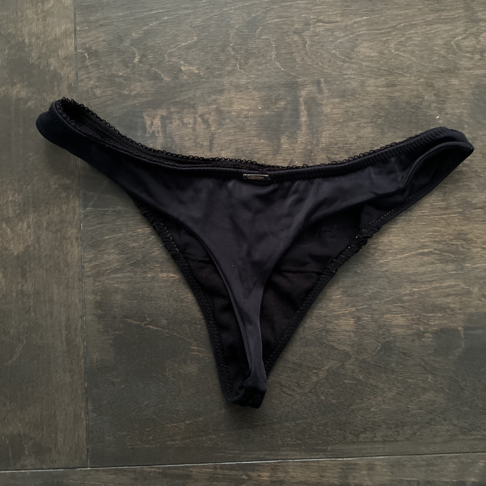 Valisere Black Nylon Lace Thong Low Rise Panties Bikini Sz-small
