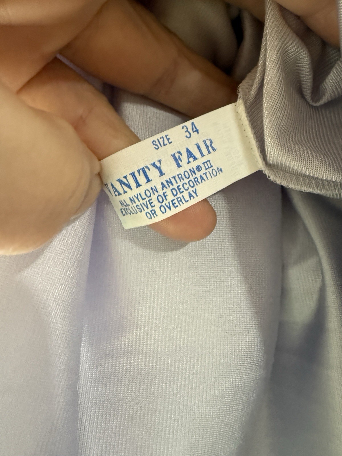 Vintage Vanity Fair Long Sleeve Night Gown Size 34 Pale Purple