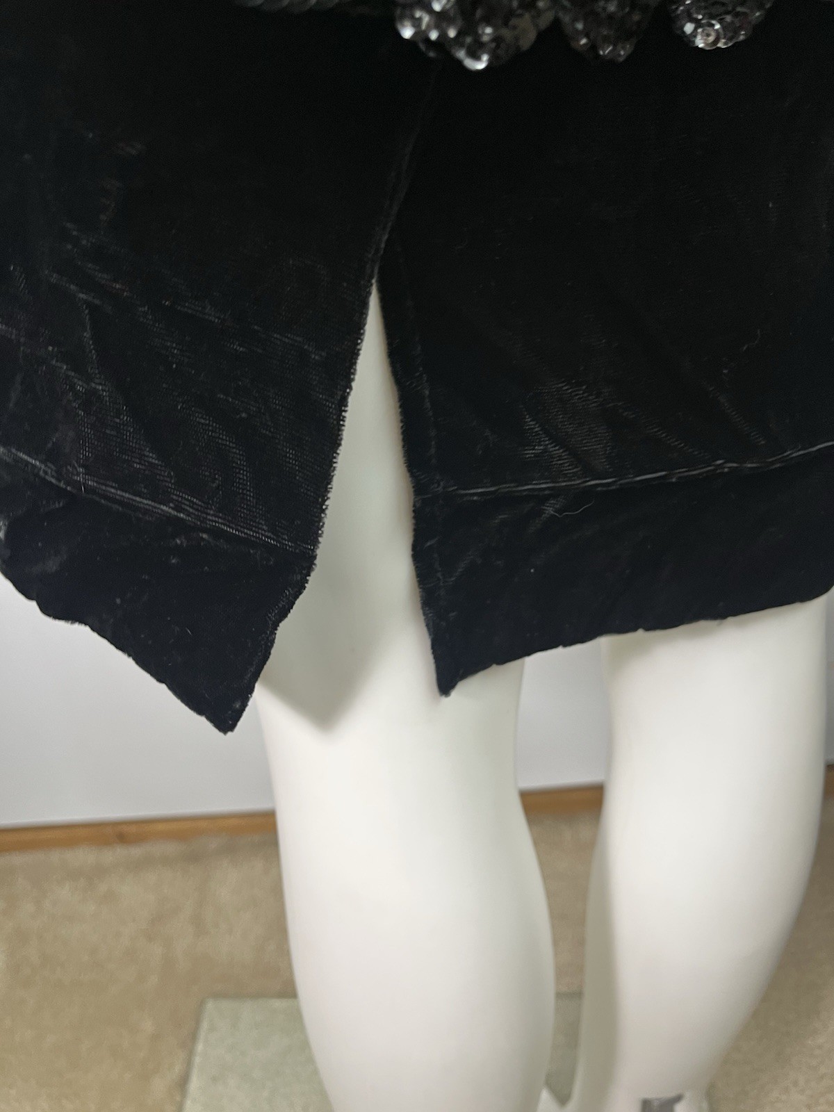 Miss Ashlee Dress Women Velvet Retro 80s Off Shoulder Sequins Peplum Sz 6