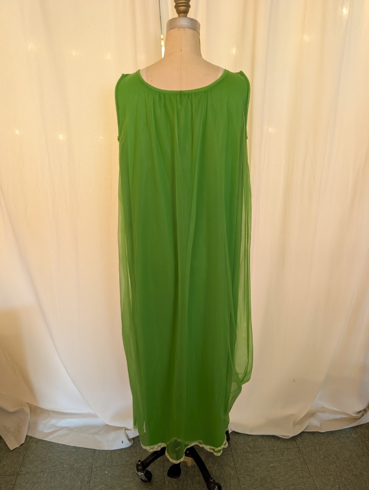 Vintage 1960s Lime Green Nightgown Size XL Full Length Maxi Lace Rosette Sheath