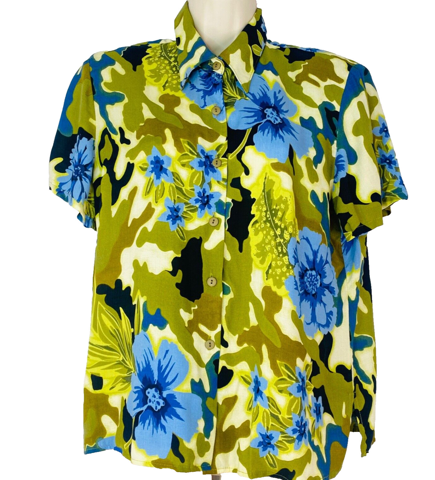 Vintage 1990s tropical print blouse, green camo blue floral rayon short sleeve M