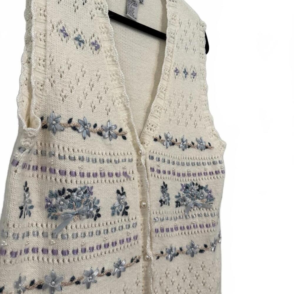 Vintage White Cream pastel Granny Knit Sweater Vest